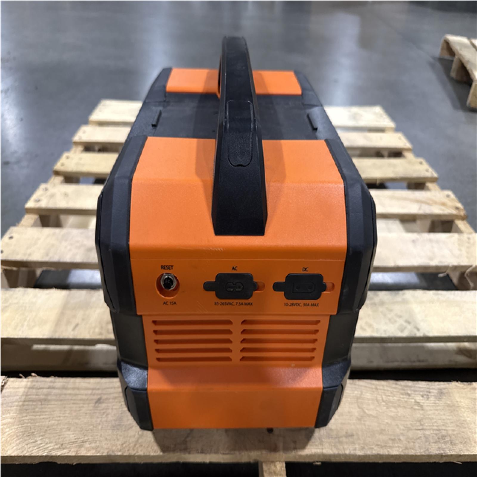 CALIFORNIA AS-IS GENERAC 1600W Output / 3200 Peak 1086Wh Portable Battery Power Station with Push Button