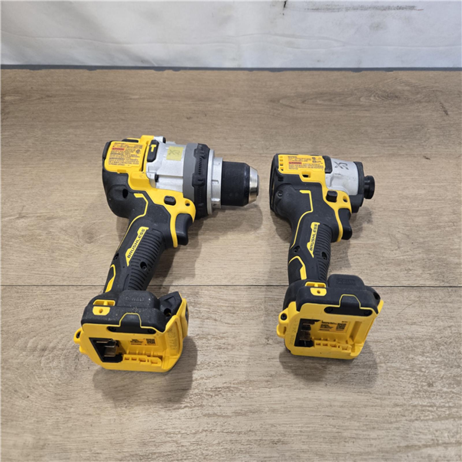AS-IS DEWALT 20V MAX Lithium-Ion Cordless 2-Tool Combo Kit