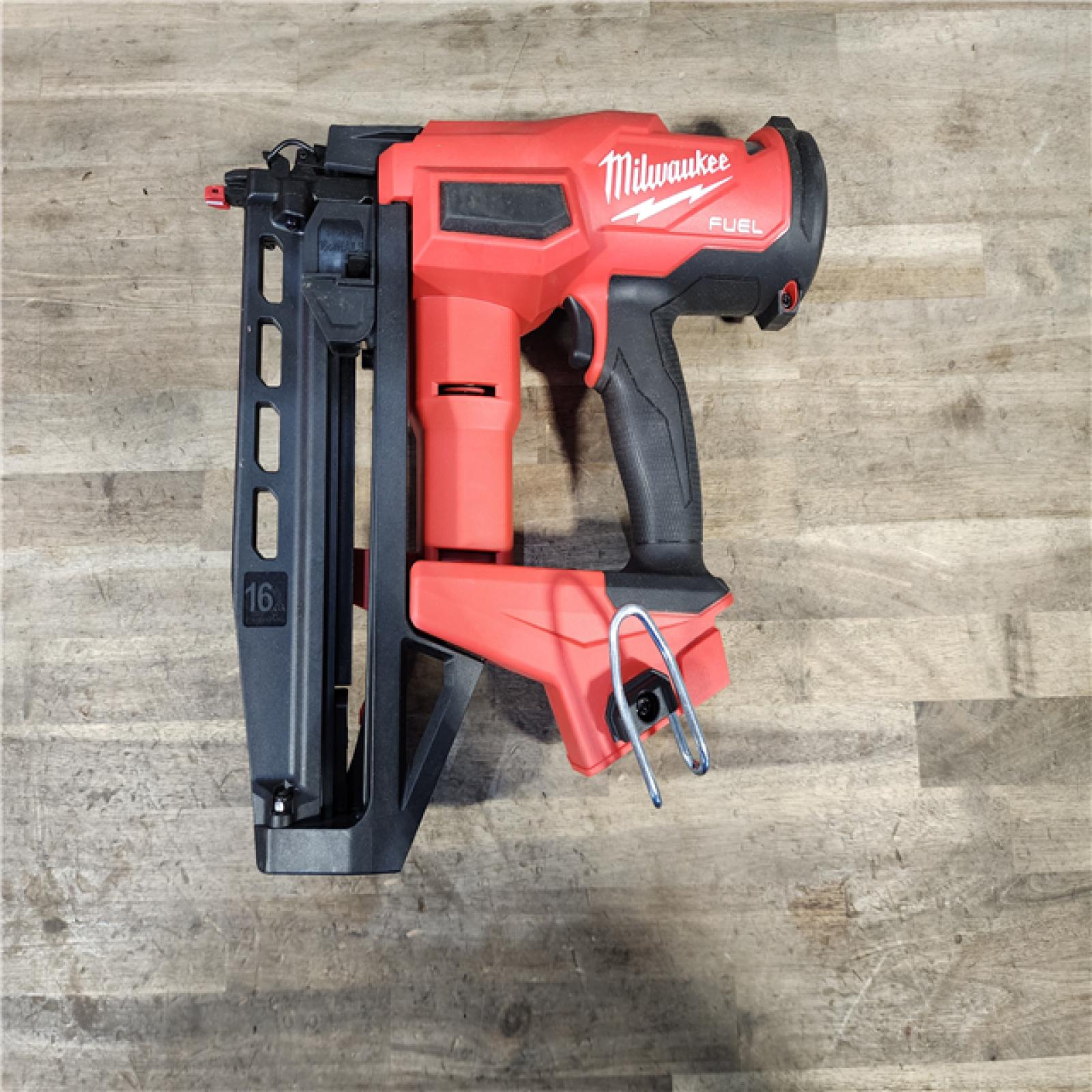 HOUSTON LOCATION - AS-IS MILWAUKEE 16 GAUGE STRAIGHT FINISH NAILER (TOOL ONLY)