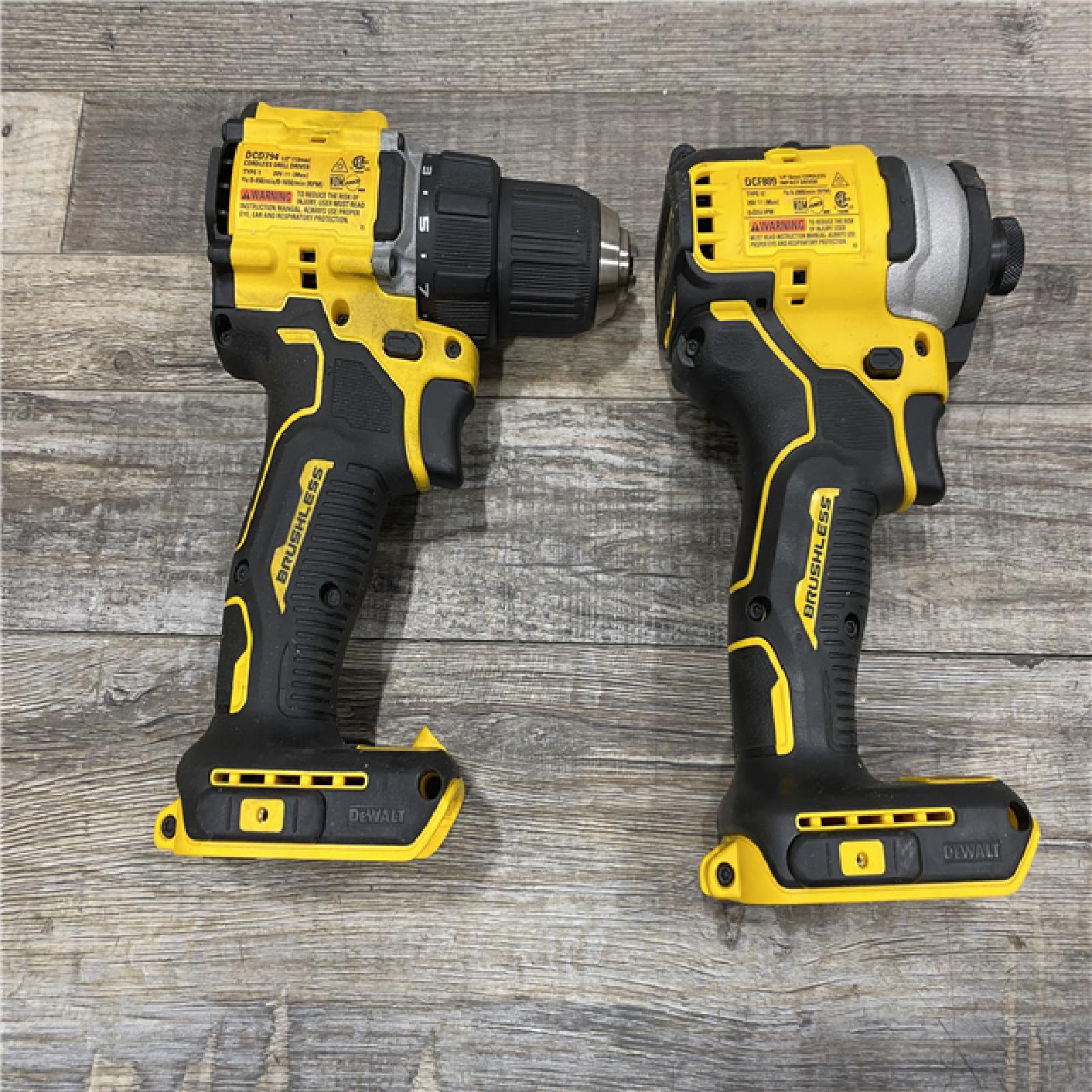 AS-IS DEWALT ATOMIC 20-Volt MAX Lithium-Ion Cordless Combo (2-Tool) Kit