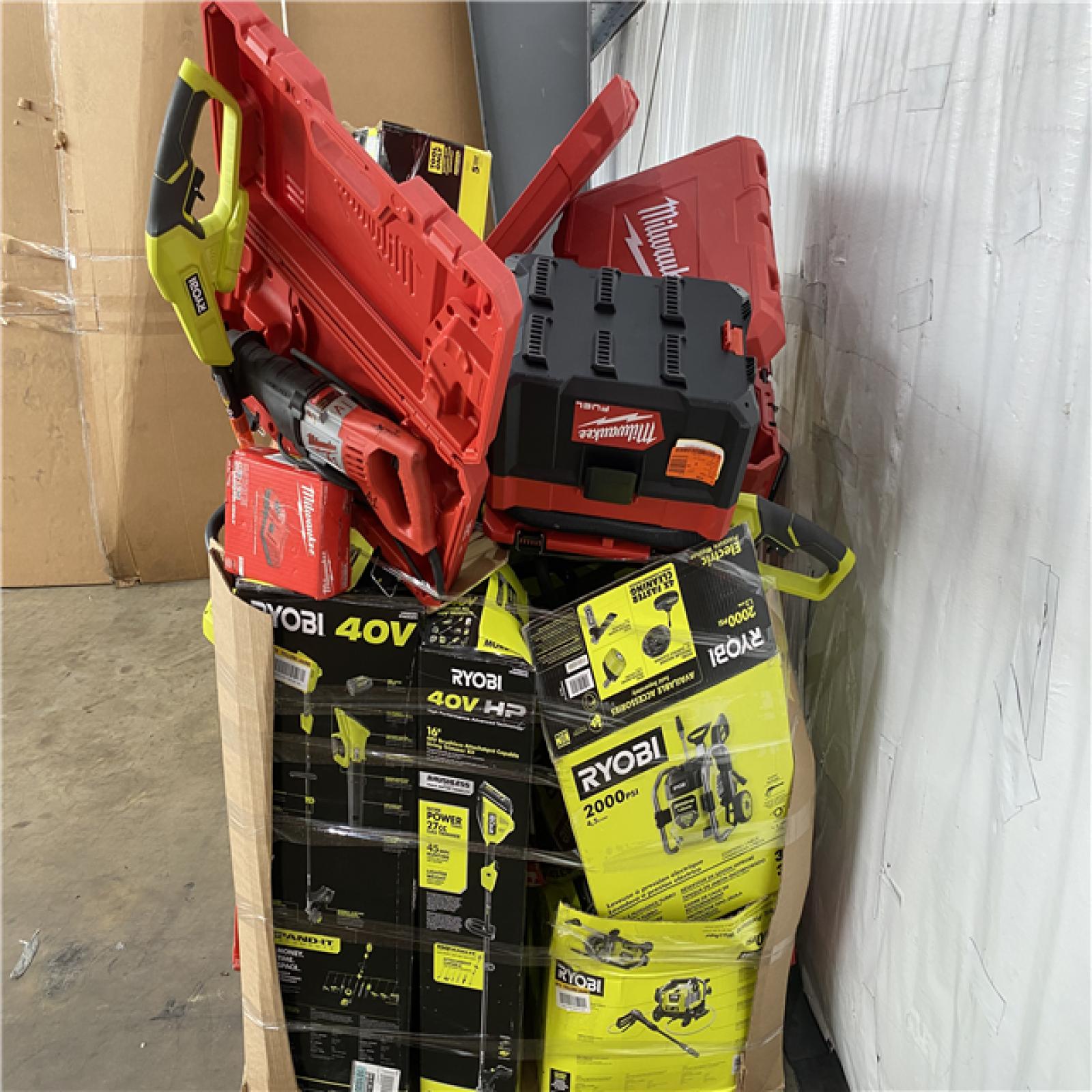 Houston Location AS IS - Tool Pallet