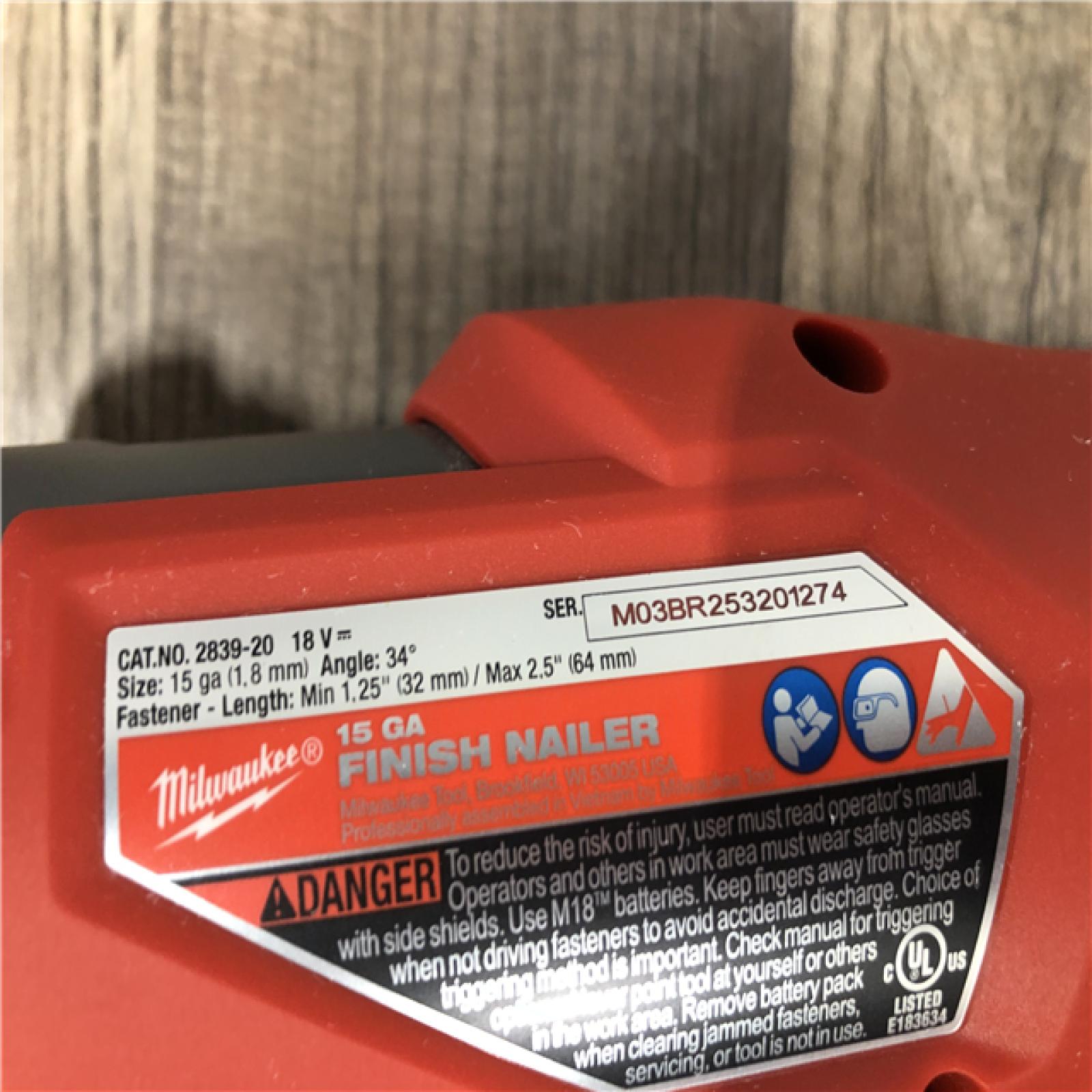 AS-IS Milwaukee FUEL 18-Volt Lithium-Ion Brushless Cordless Gen II 15-Gauge Angled Finish Nailer (Tool-Only)