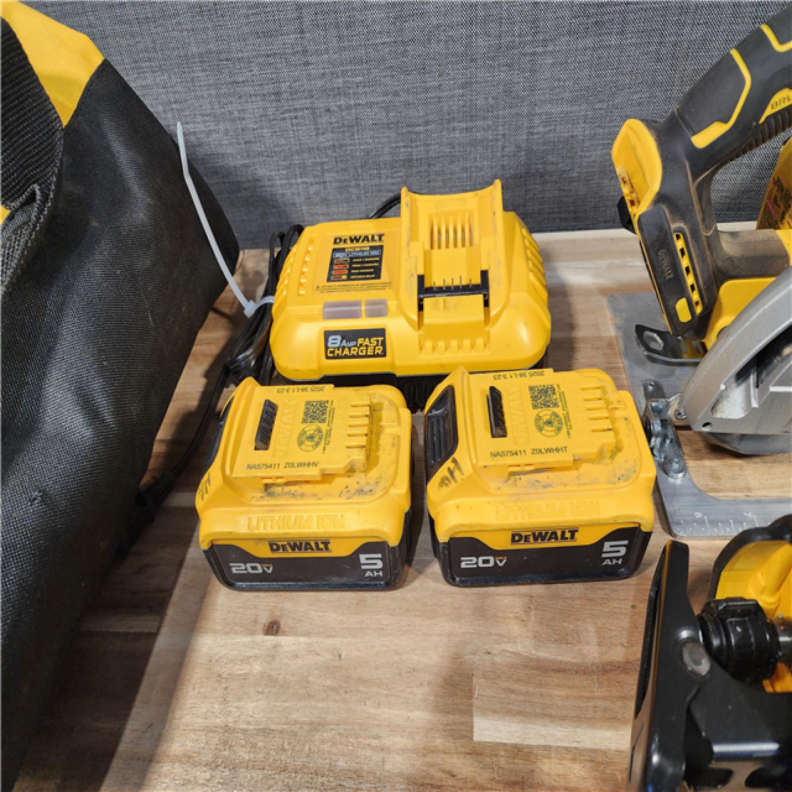 HOUSTON LOCATION - AS-IS DEWALT 5 TOOL COMBO KIT W/ (2) BATTERY & CHARGER