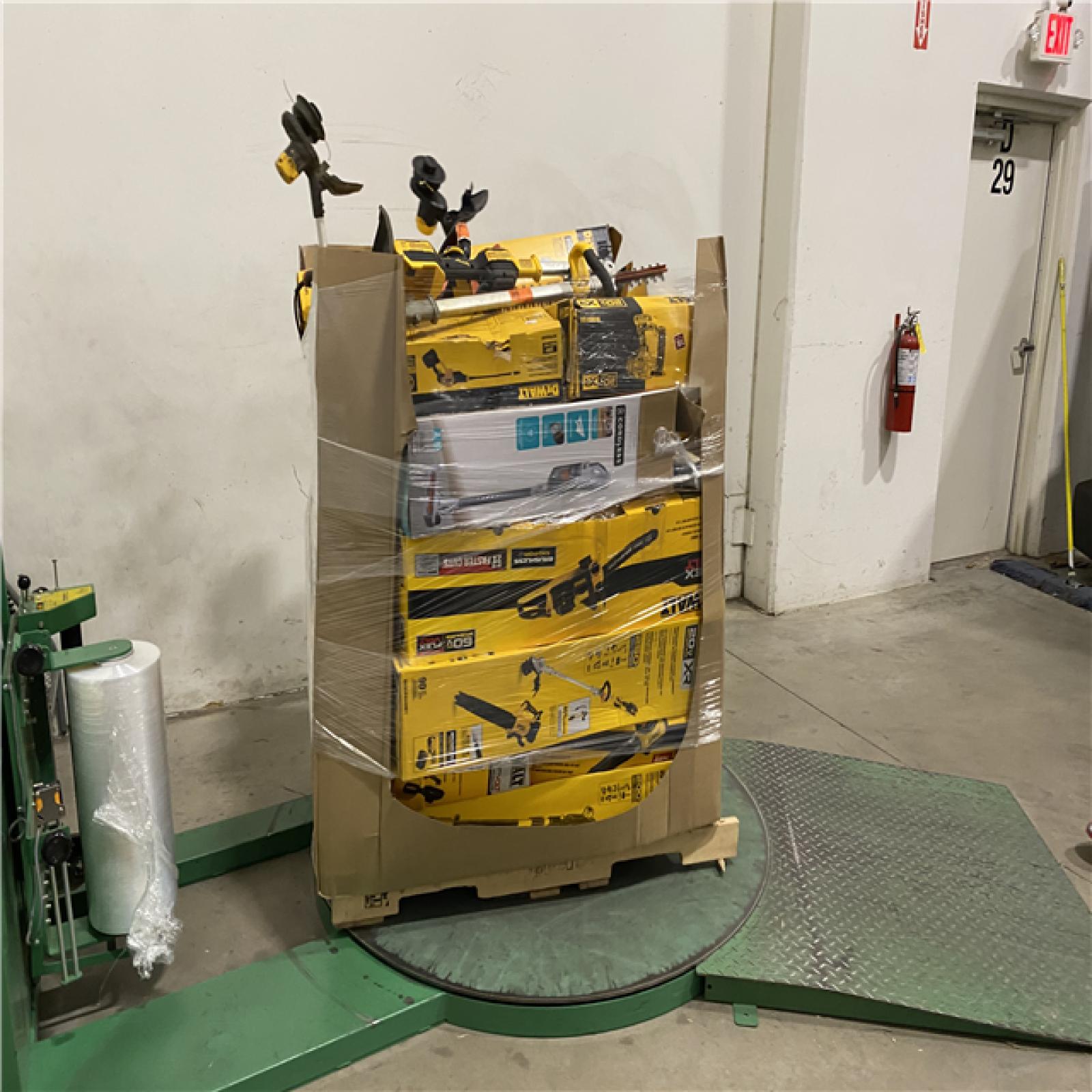 Dallas Location - As-Is DEWALT Tool Pallet