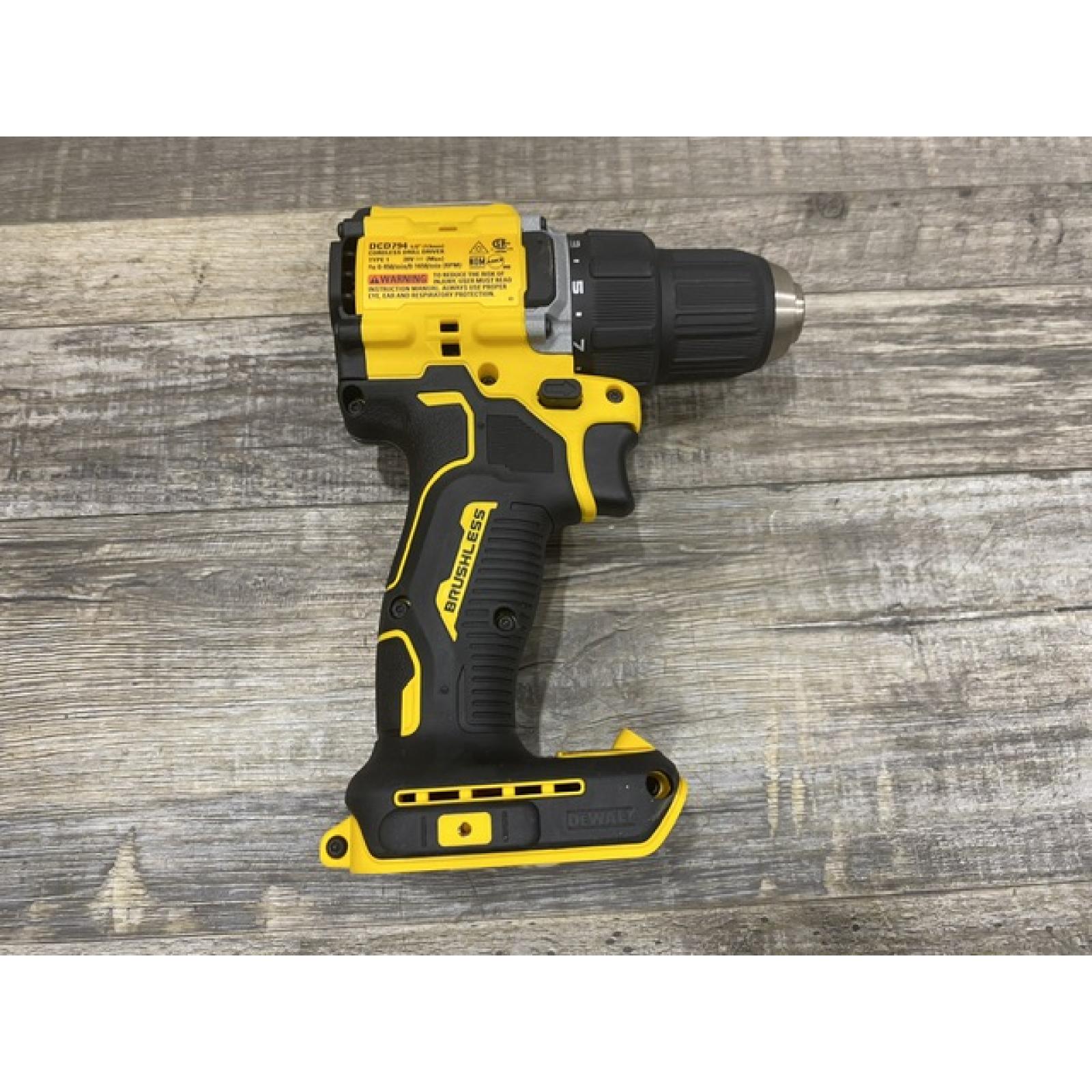 AS-IS DEWALT Atomic 20V Lithium-Ion Cordless Compact 1/2 in. Drill/Driver Kit