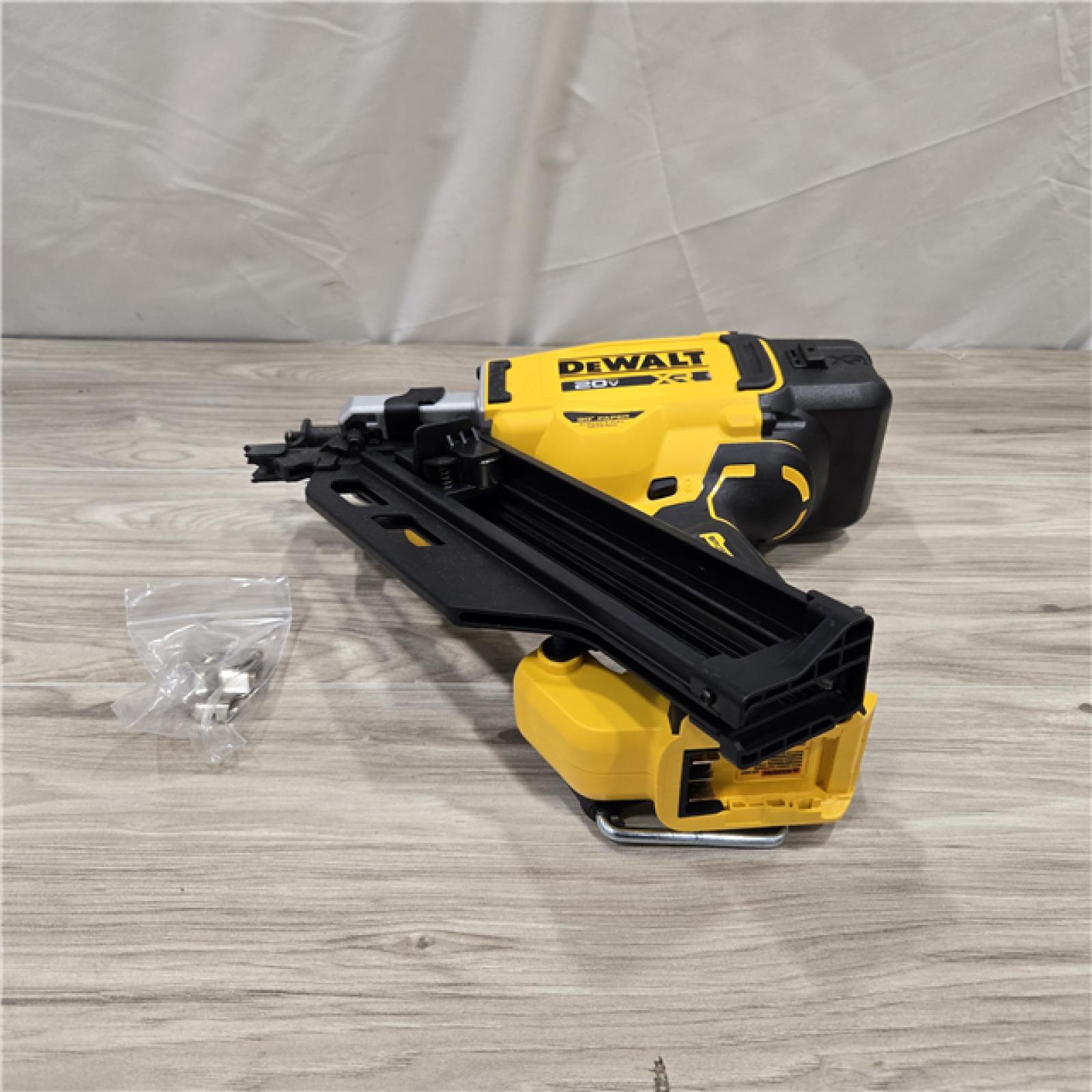 AS-IS DEWALT 20V 30 Degree Cordless Framing Nailer (Tool-Only)