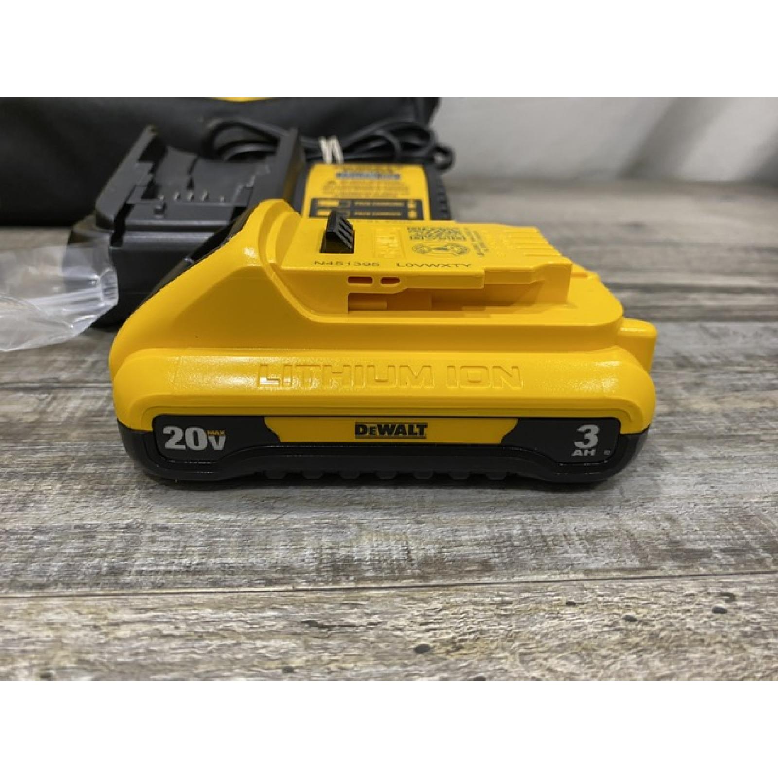 AS-IS DEWALT ATOMIC 20V Cordless 1/2 in. Compact Hammer Drill Kit