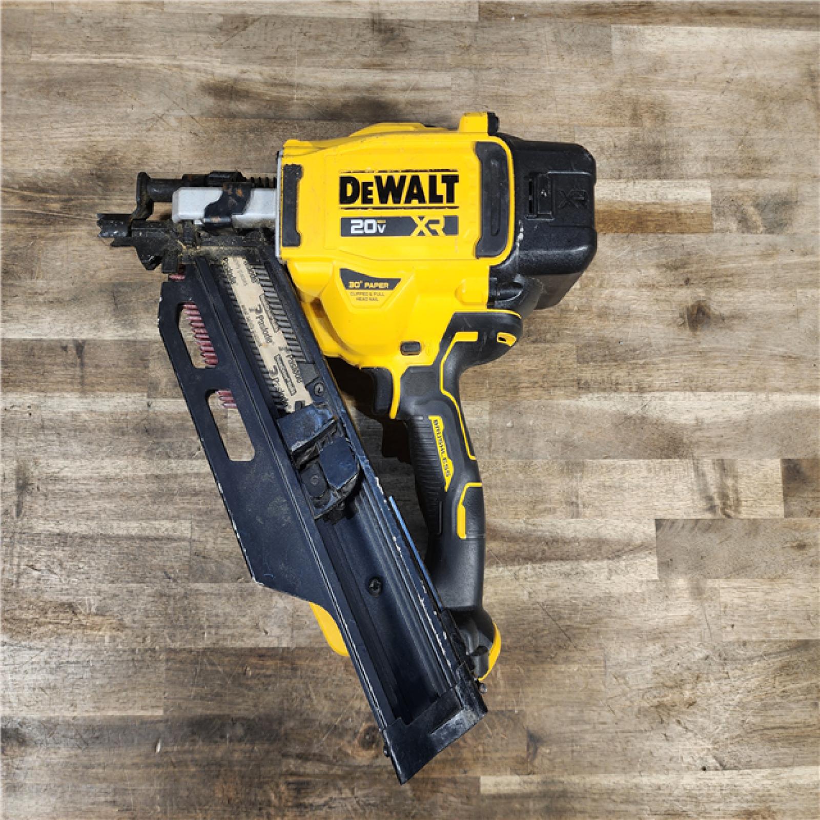 HOUSTON LOCATION - AS-IS DEWALT 20-Volt 30° Cordless Framing Nailer (Tool-Only)