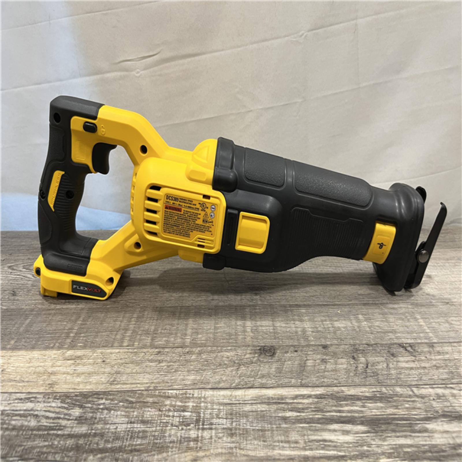 LIKE NEW - DEWALT FLEXVOLT 60V MAX Cordless Brushless Reciprocating Saw (Tool Only)