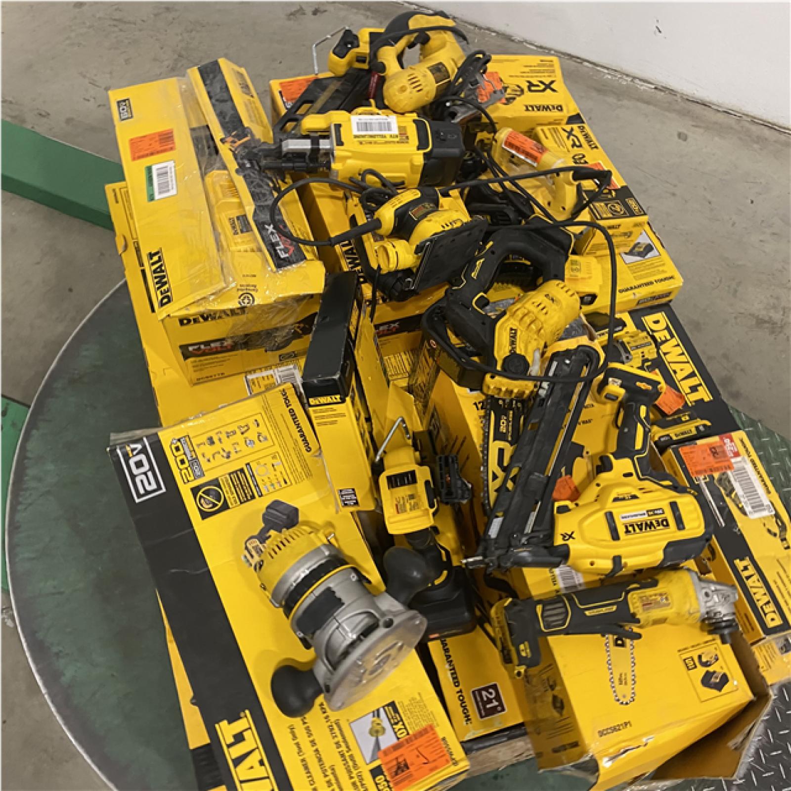 Dallas Location - As-Is Tool Pallet