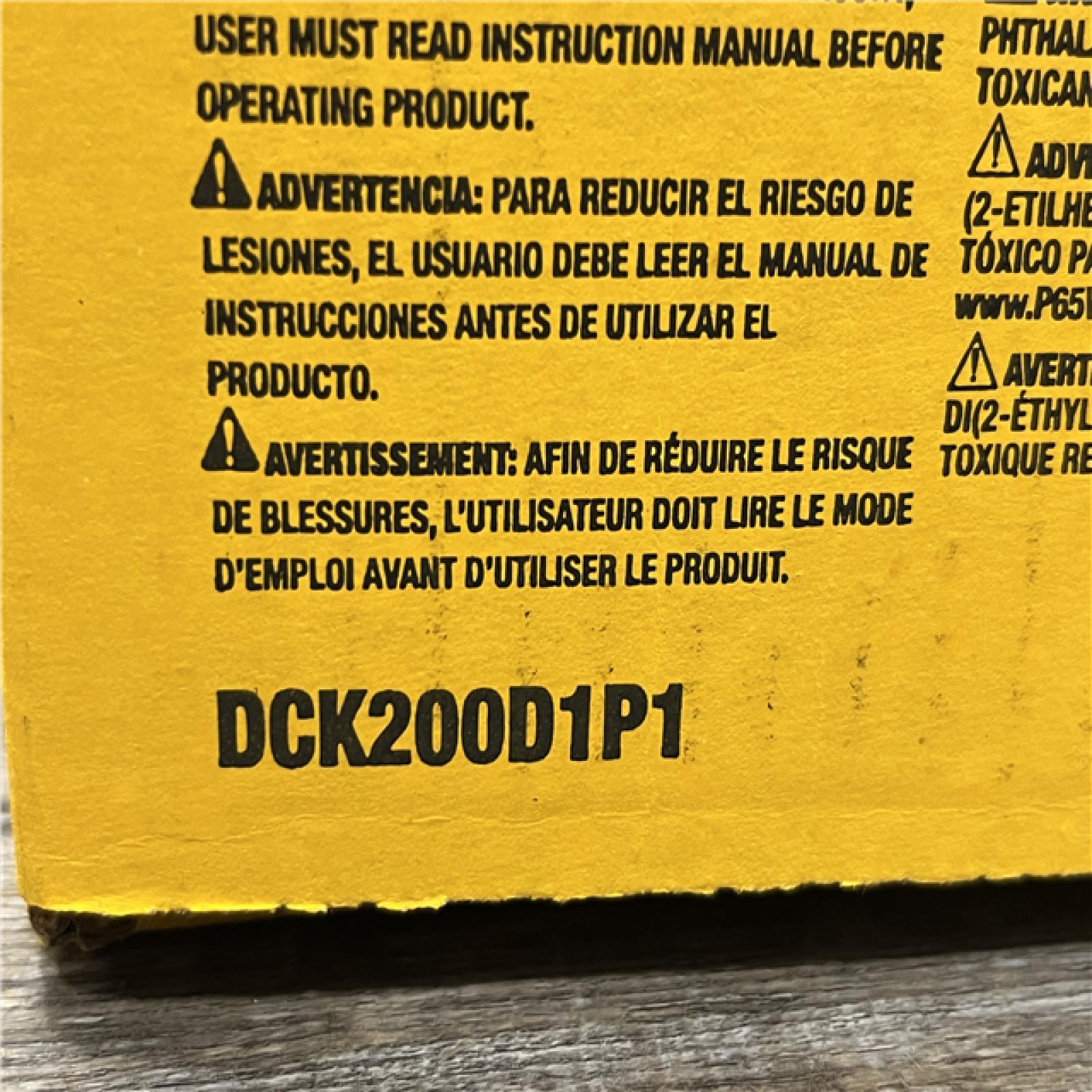 NEW - DEWALT ATOMIC 20V MAX Lithium-Ion Cordless 2-Tool Combo Kit