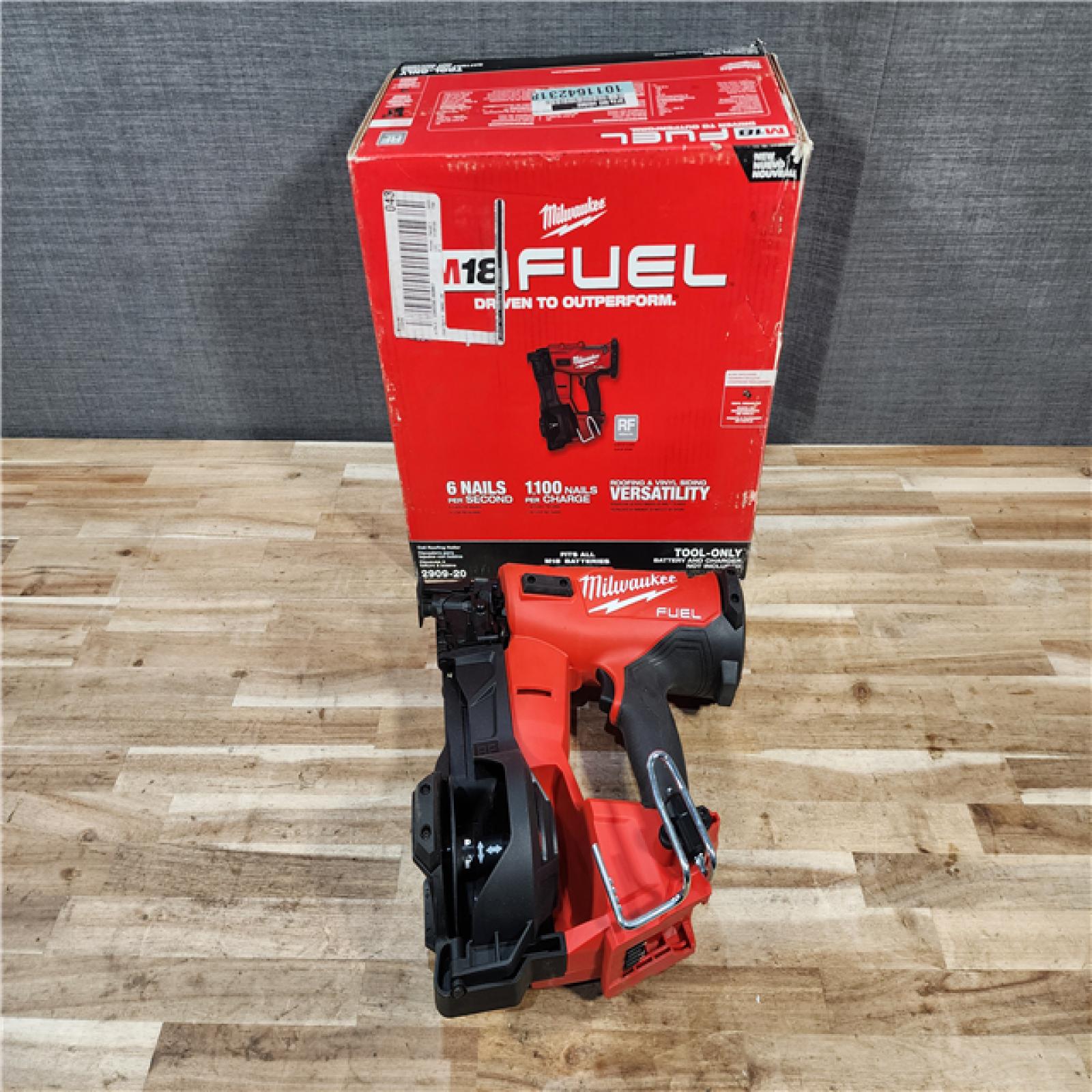 HOUSTON LOCATION - AS-IS (APPEARS LIKE NEW) Milwaukee FUEL 18-Volt Lithium-Ion Brushless Cordless Coil Roofing Nailer (Tool Only)