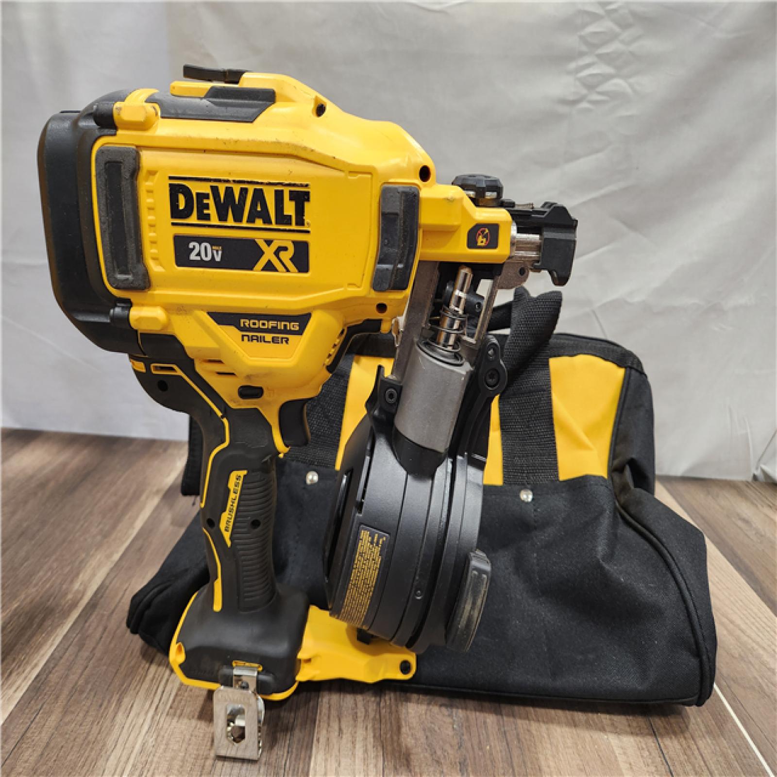 AS-IS- DEWALT Roofing Nailer Cordless