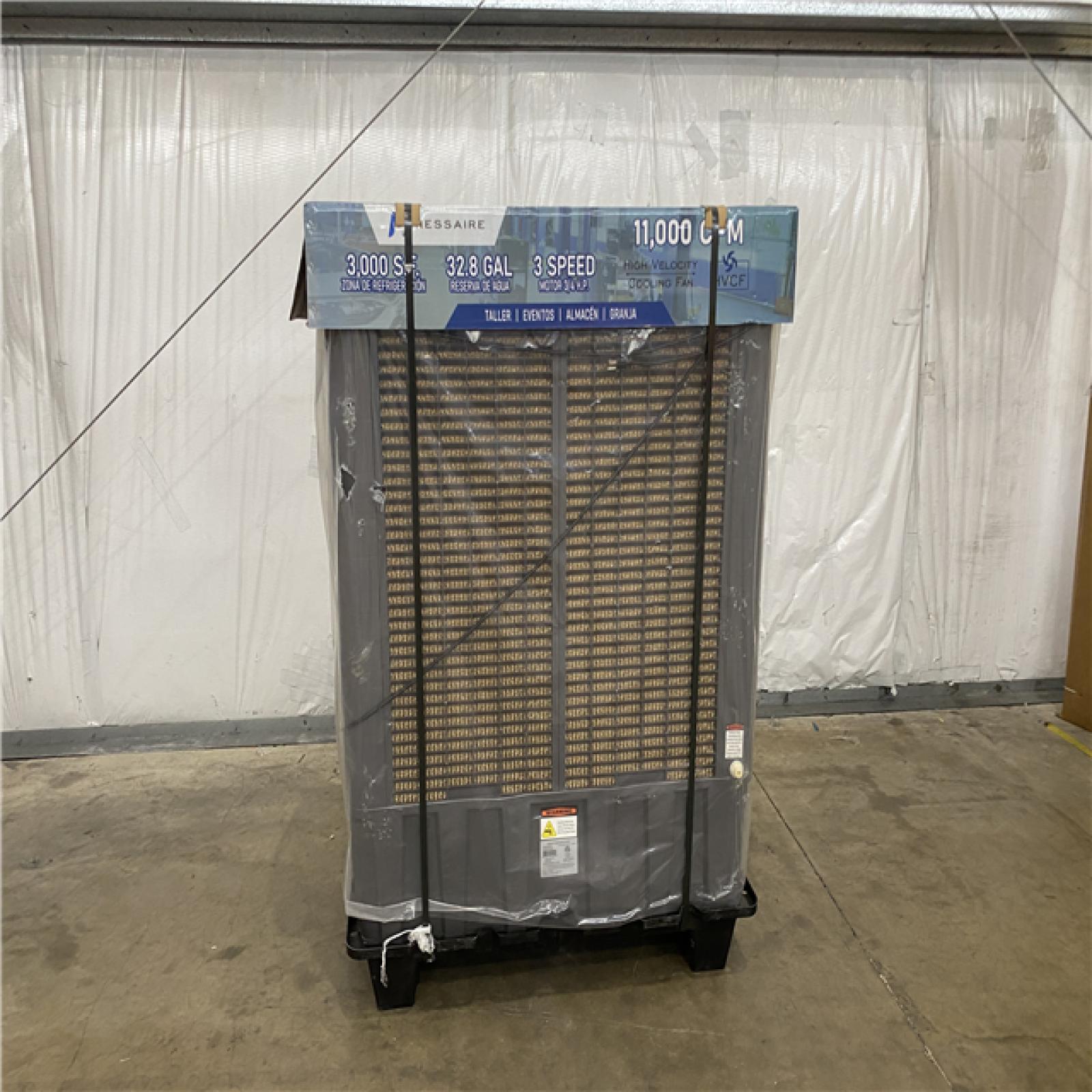 Houston Location - AS-IS Hessaire 11,000 CFM 3-Speed Portable Swamp Cooler