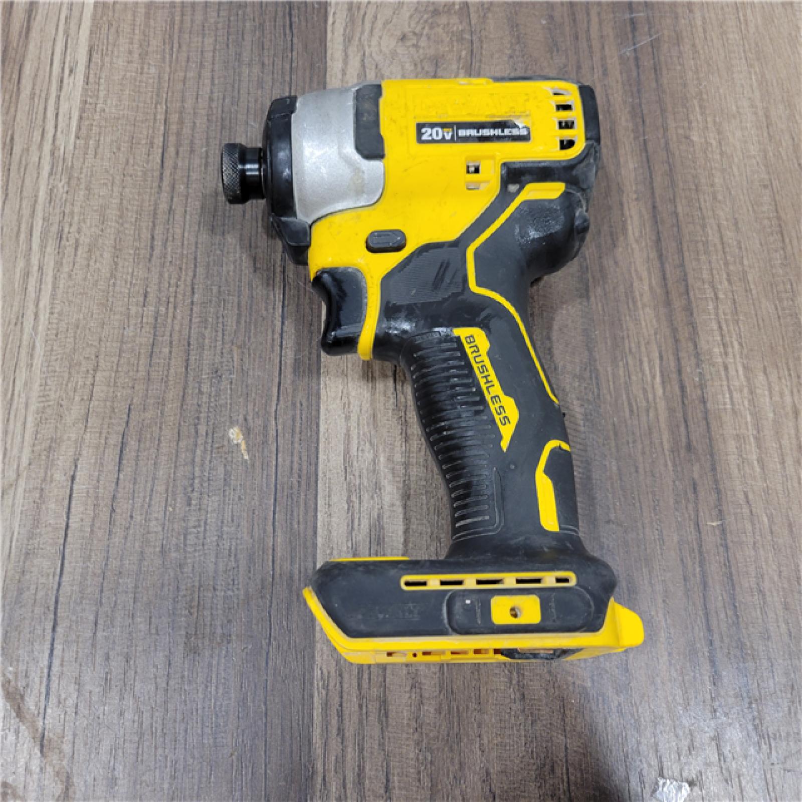 AS-IS DEWALT ATOMIC 20V MAX Lithium-Ion Cordless 1/4 in. Brushless Impact Driver Kit, 5 Ah Battery, Charger, and Bag