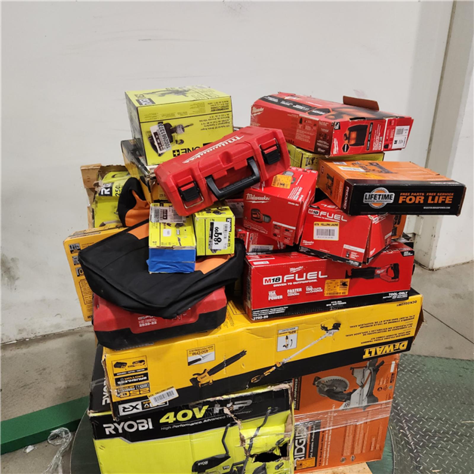Dallas Location - As-Is Tool Pallet