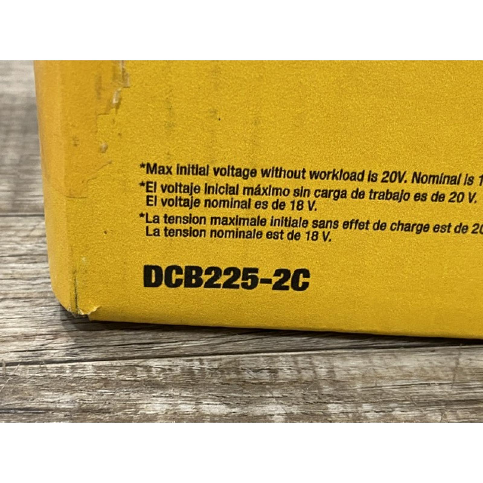 NEW - DEWALT 20V MAX Lithium-Ion Battery Kit with 5.0Ah and 2.0Ah Battery and Charger