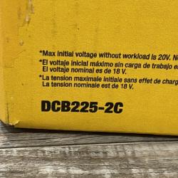 NEW - DEWALT 20V MAX Lithium-Ion Battery Kit with 5.0Ah and 2.0Ah Battery and Charger