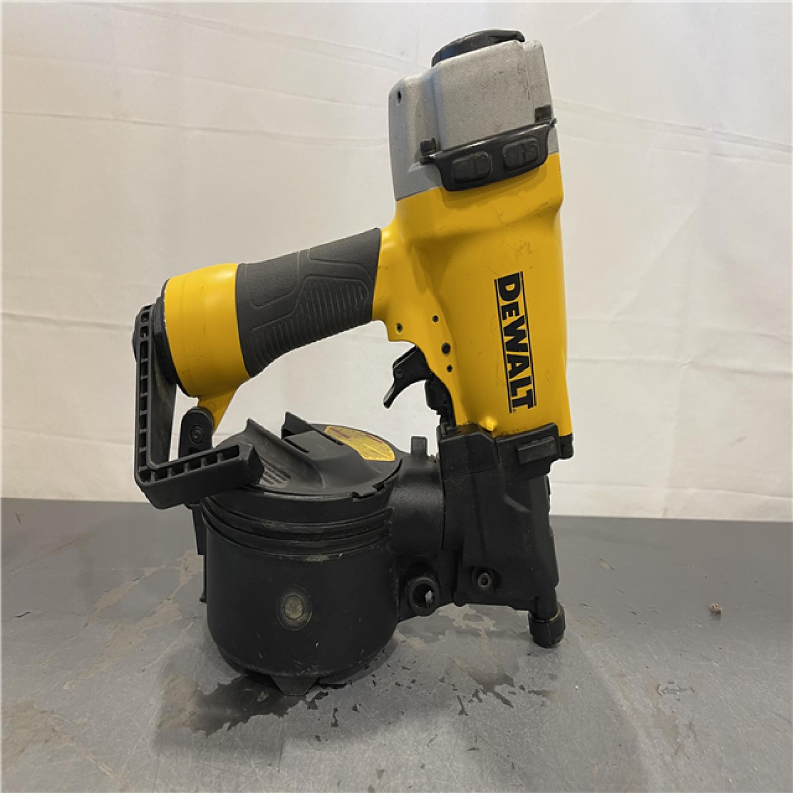 AS-IS - DeWalt Pneumatic 15-Degree Coil Corded Siding Nailer