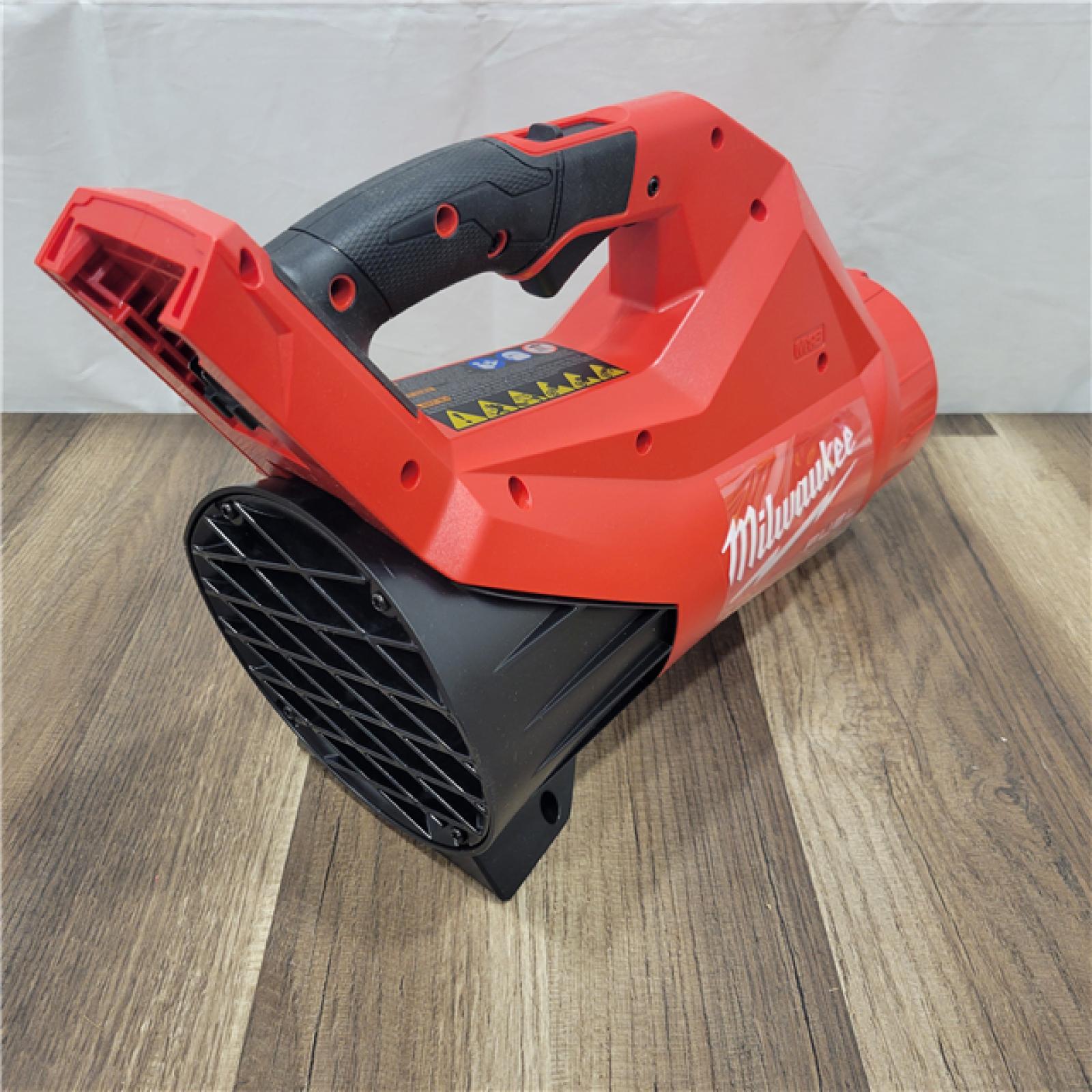 AS-IS Milwaukee  M18 FUEL 120 MPH 500 CFM 18V Lithium-Ion Brushless Cordless Handheld Blower (Tool-Only)