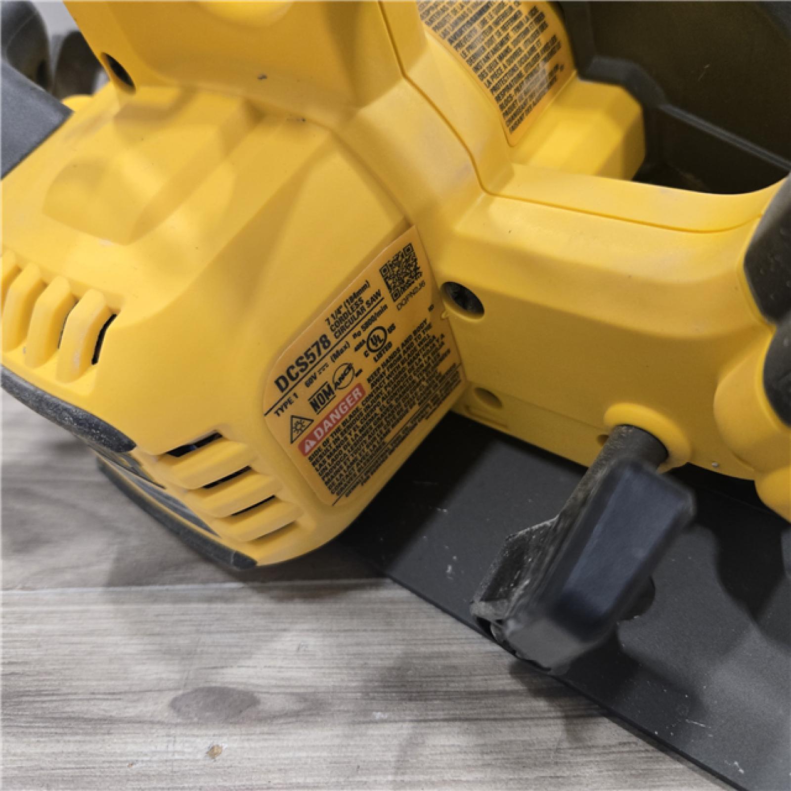 AS-IS DeWALT Flexvolt Max 7-1/4 60V Circular Saw (Tool Only)