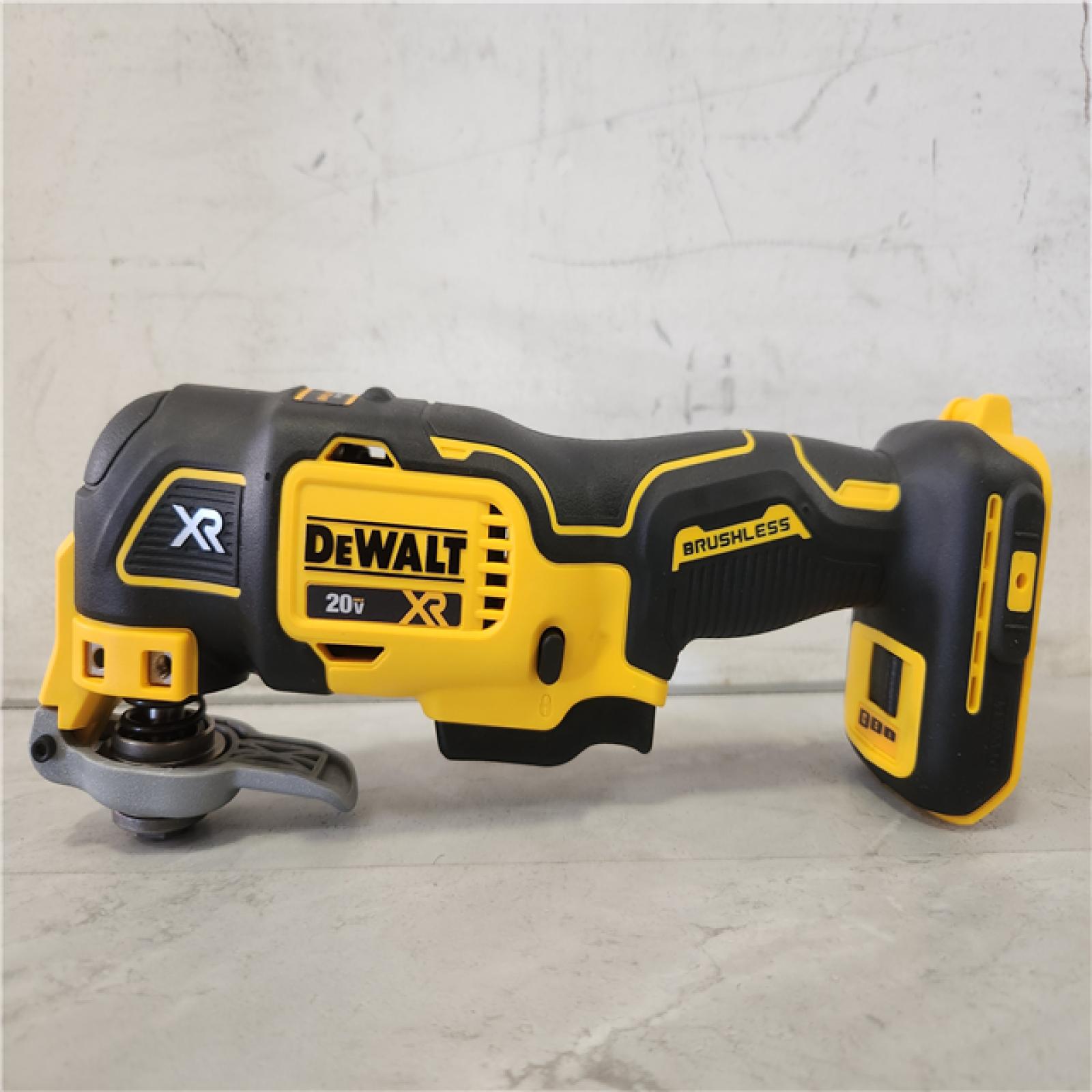 Phoenix NEW DEWALT 20V MAX XR Cordless Brushless 3-Speed Oscillating Multi Tool with (1) 20V 1.5Ah Battery and Charger