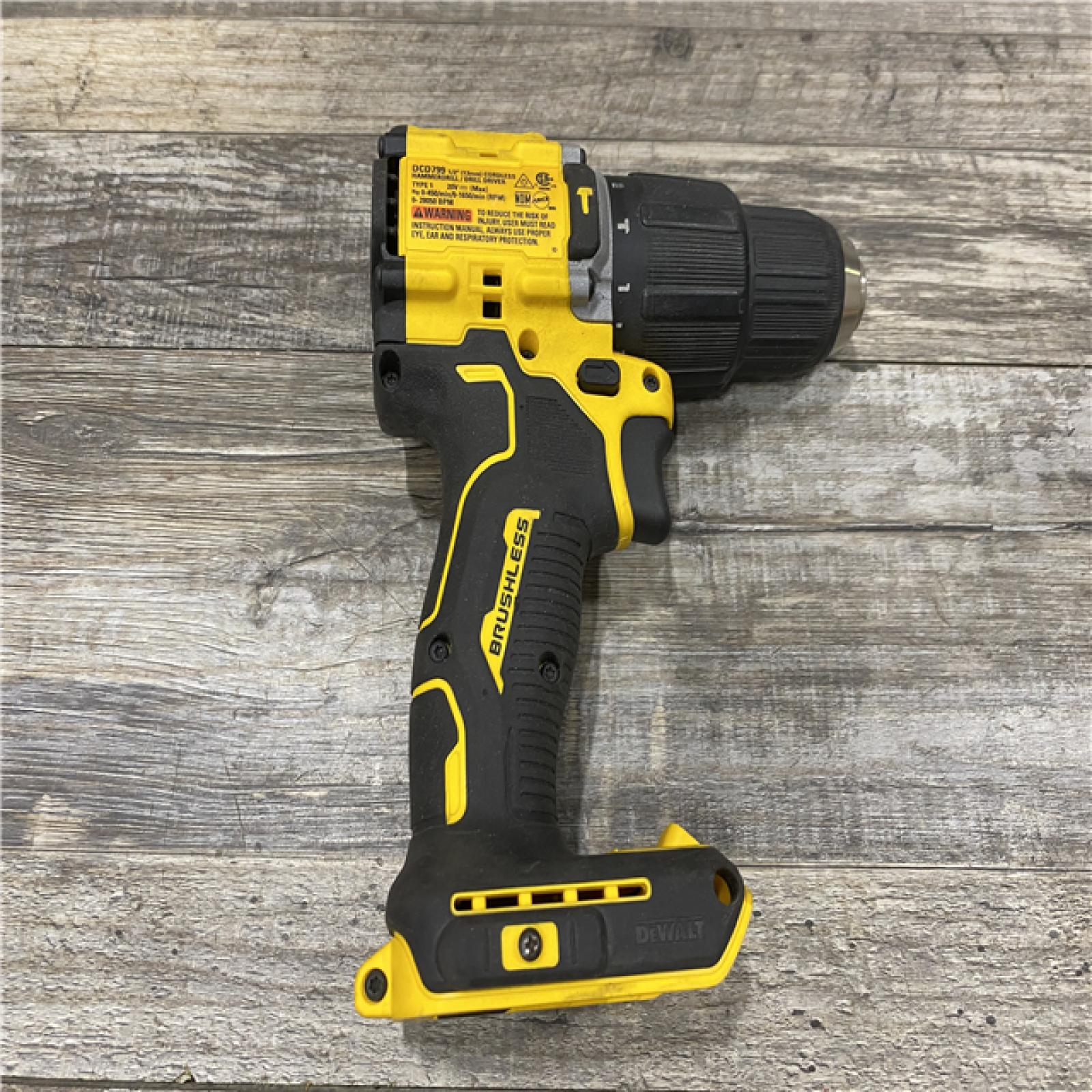 AS-IS DEWALT ATOMIC 20V Lithium-Ion Cordless 1/2 in. Hammer Drill Kit