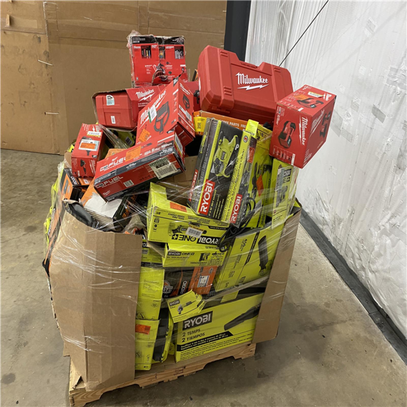 Houston Location AS IS - Tool Pallet