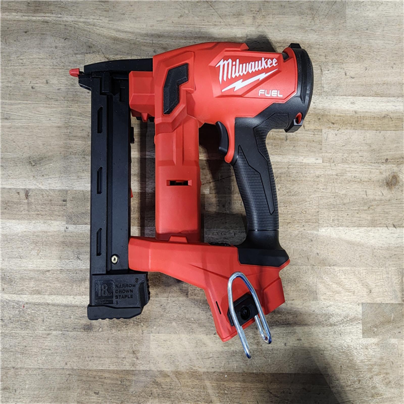 HOUSTON LOCATION - AS-IS MILWAUKEE FUEL 18-Volt Lithium-Ion Brushless Cordless 18-Gauge 1/4 in. Narrow Crown Stapler (Tool-Only)