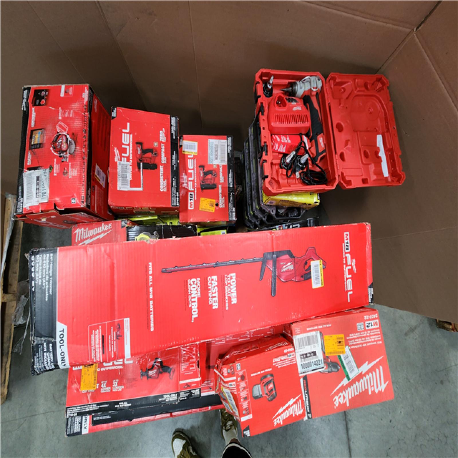 CALIFORNIA AS -IS  TOOL PALLET