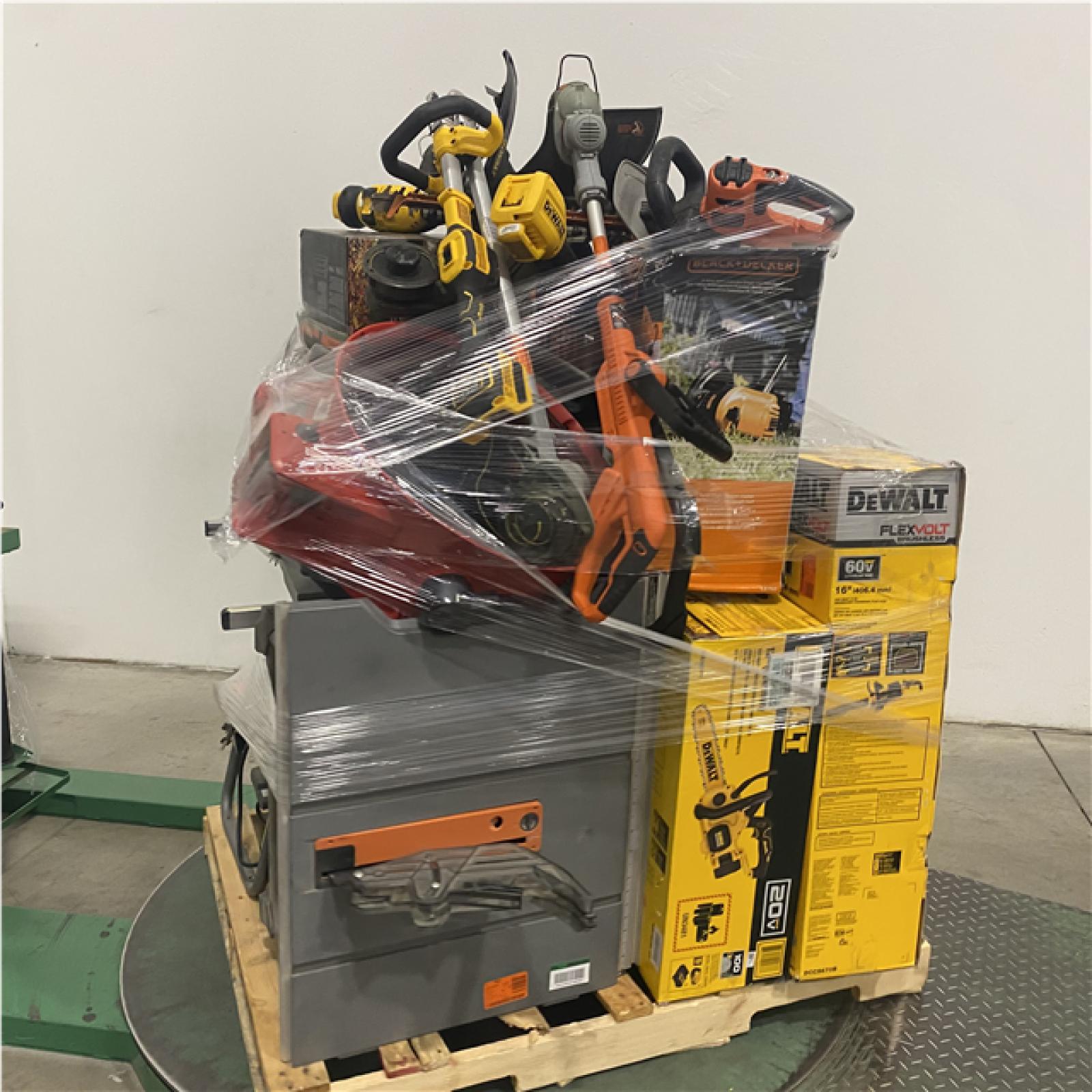 Dallas Location - As-Is Tool Pallet