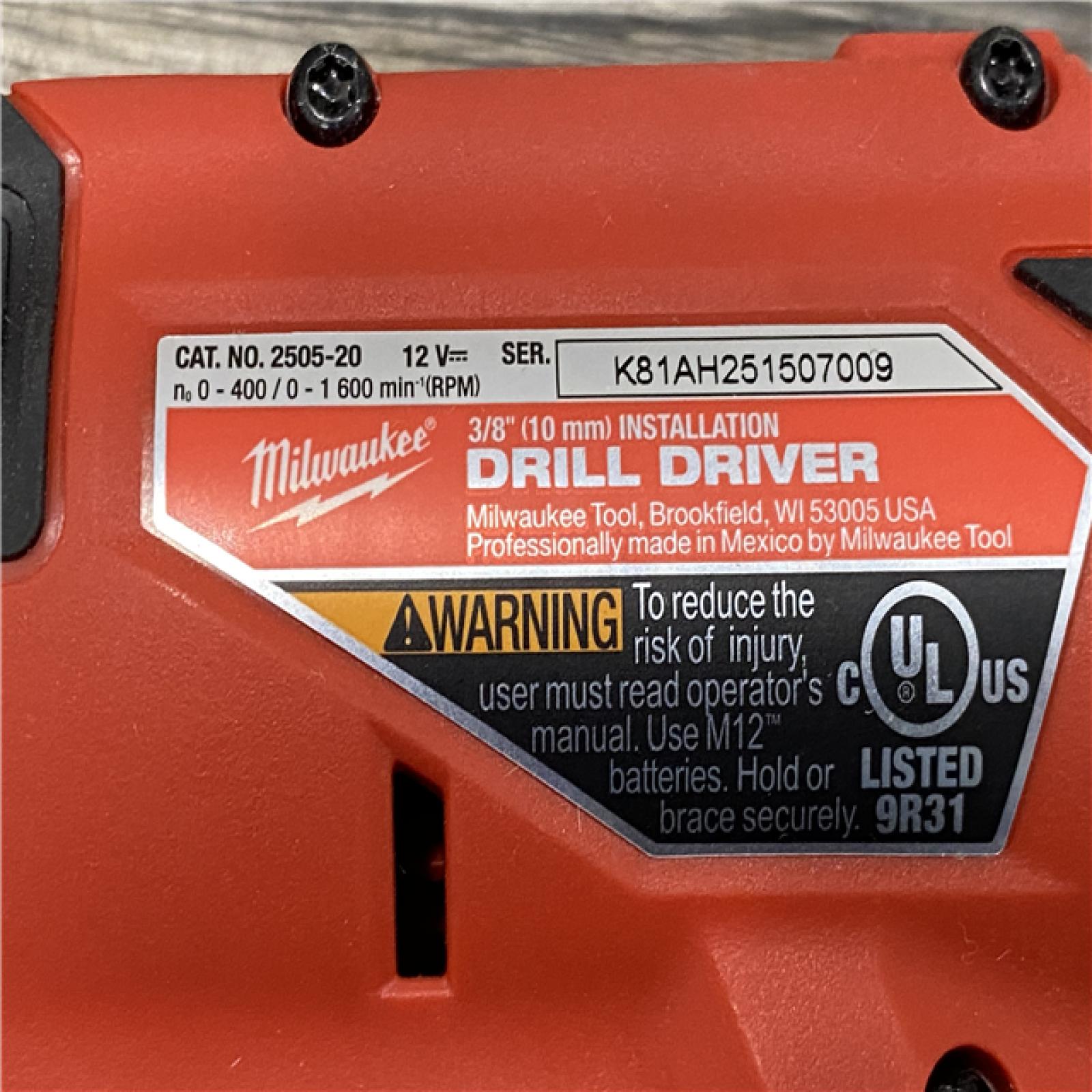 AS-IS Milwaukee FUEL 12V Lithium-Ion Brushless Cordless 4-in-1 Installation 3/8 in. Drill Driver Kit