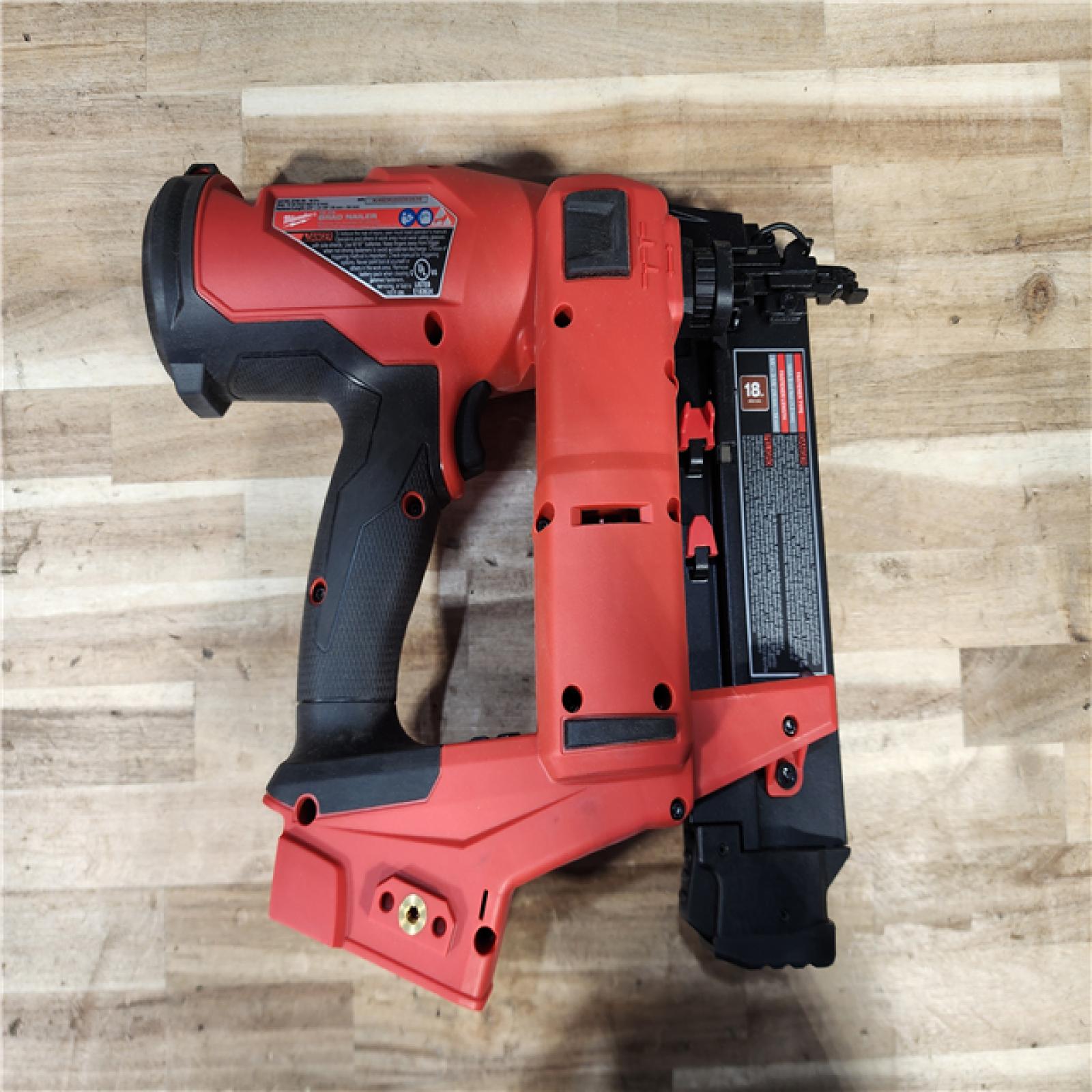 HOUSTON LOCATION - AS-IS Milwaukee FUEL 18-Volt Lithium-Ion Brushless Cordless Gen II 18-Gauge Brad Nailer (Tool-Only)