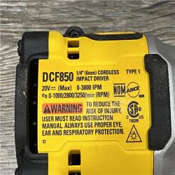 AS-IS DEWALT ATOMIC 20V MAX Lithium-Ion Cordless 1/4 in. Brushless Impact Driver Kit