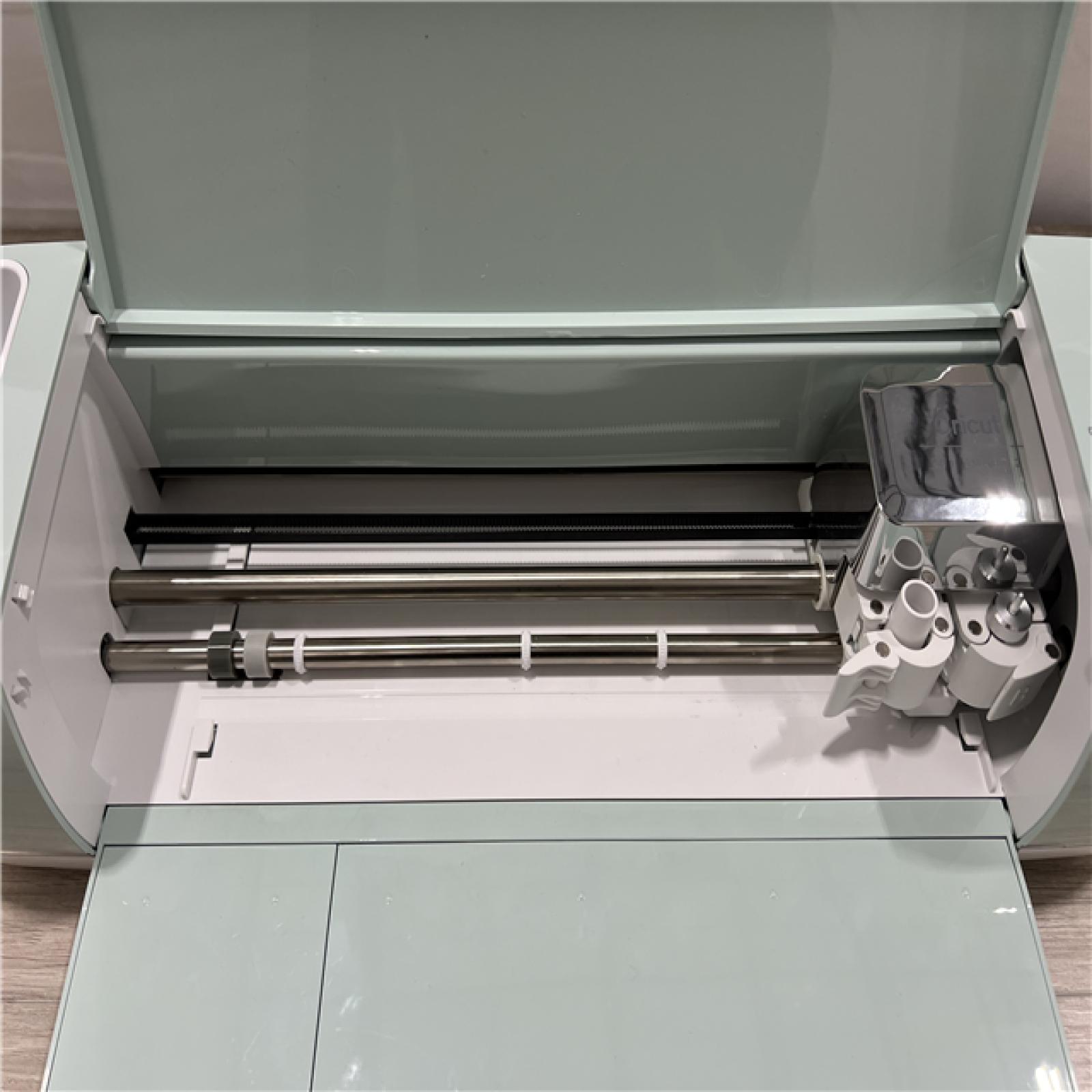 AS-IS Cricut Explore Air 2 Die Cutting Machine - Mint