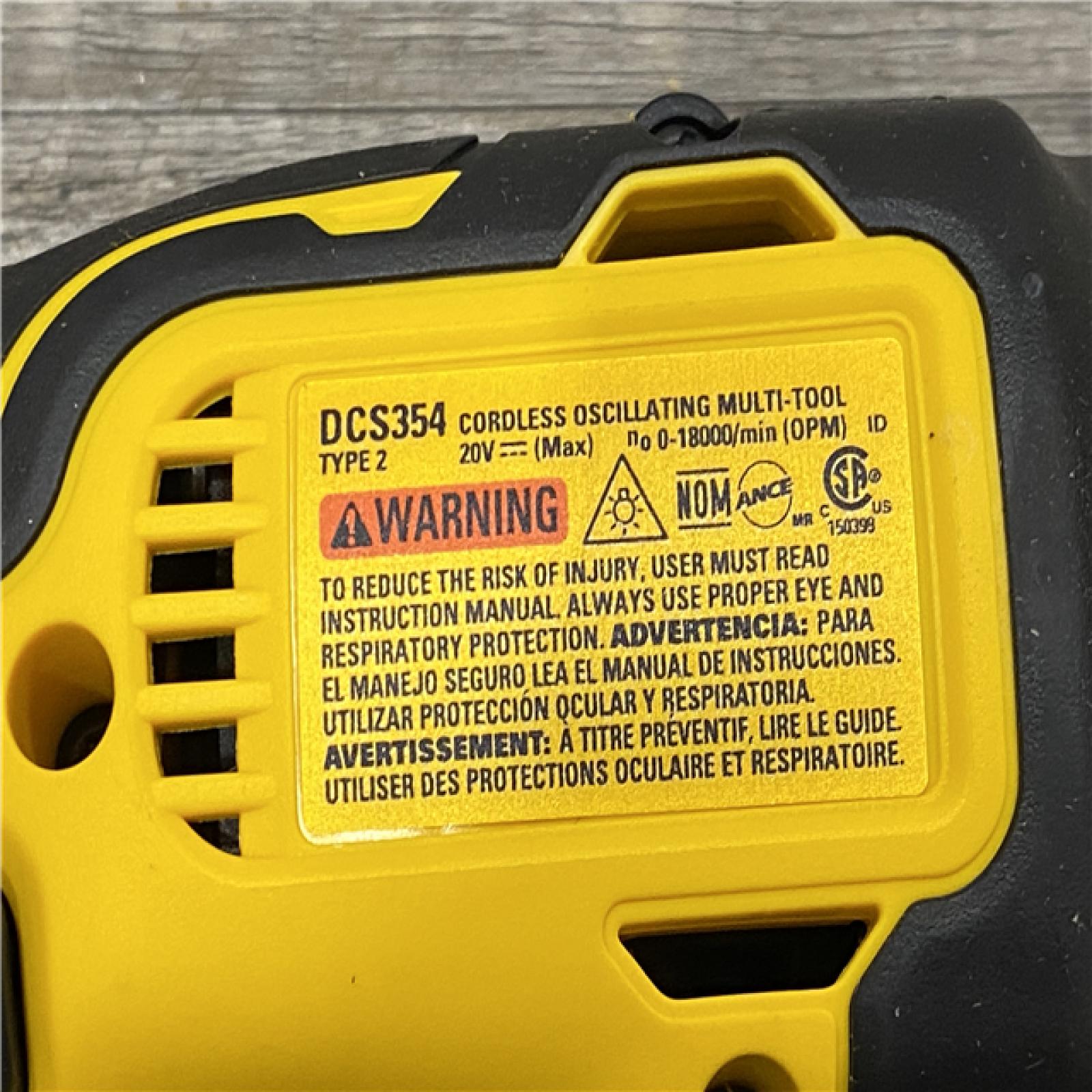 AS-IS DEWALT ATOMIC 20V MAX Cordless Brushless Oscillating Multi Tool Kit