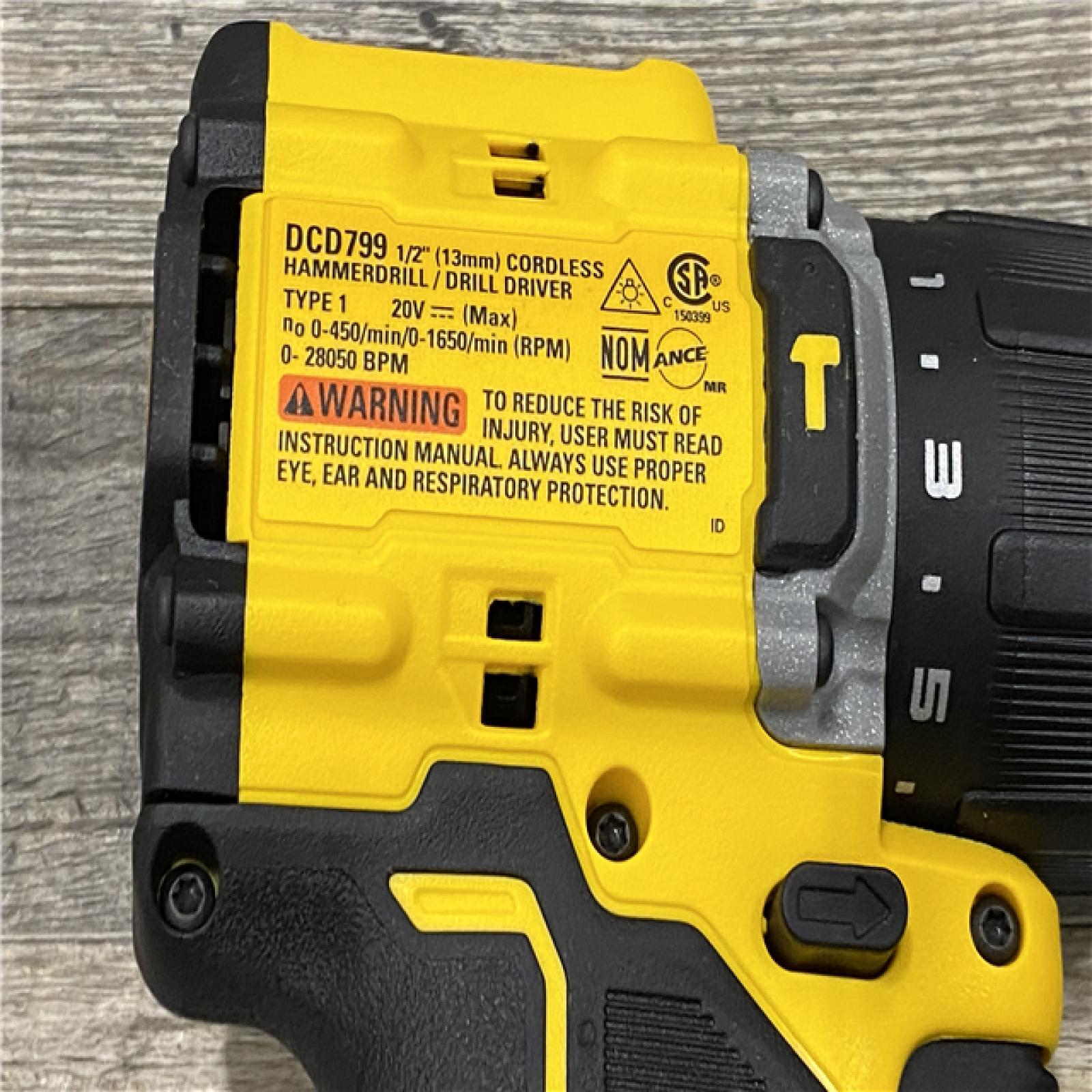 AS-IS DEWALT ATOMIC 20V MAX Lithium-Ion Cordless 2-Tool Combo Kit