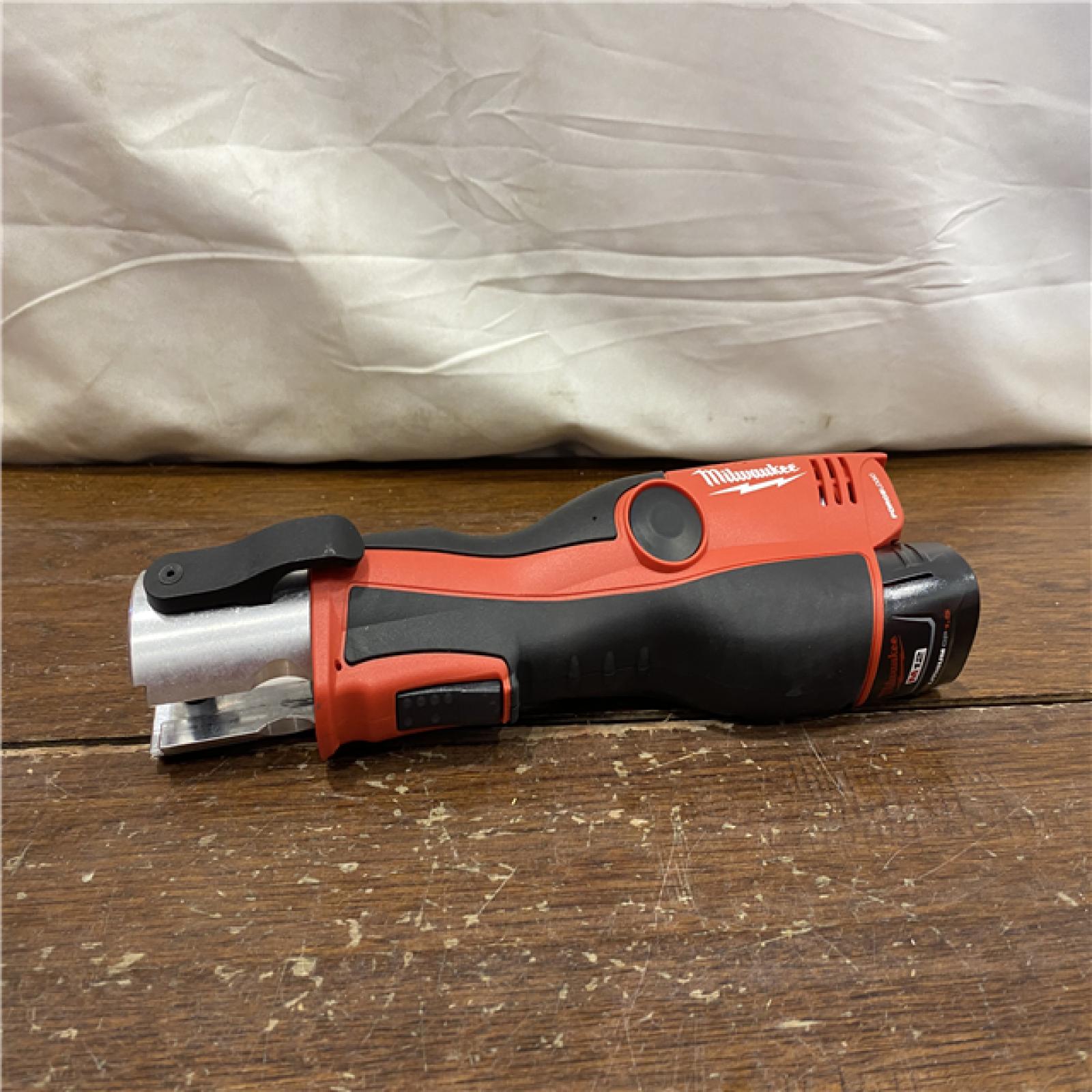 AS-IS Milwaukee M12 12-Volt Lithium-Ion Force Logic Cordless Press Tool