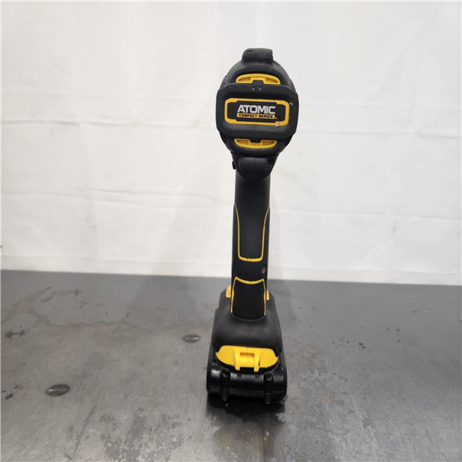 AS-IS- DEWALT Atomic 20V Max Lithium-Ion Brushless Cordless Compact 1/4 in. Impact Driver Kit