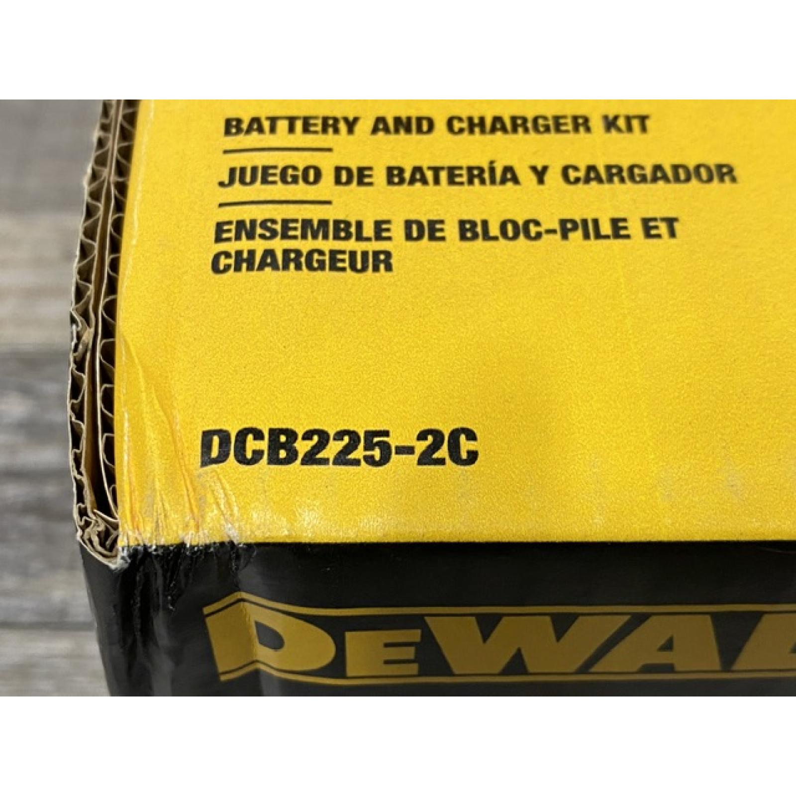 NEW - DEWALT 20V MAX Lithium-Ion Battery Kit with 5.0Ah and 2.0Ah Battery and Charger