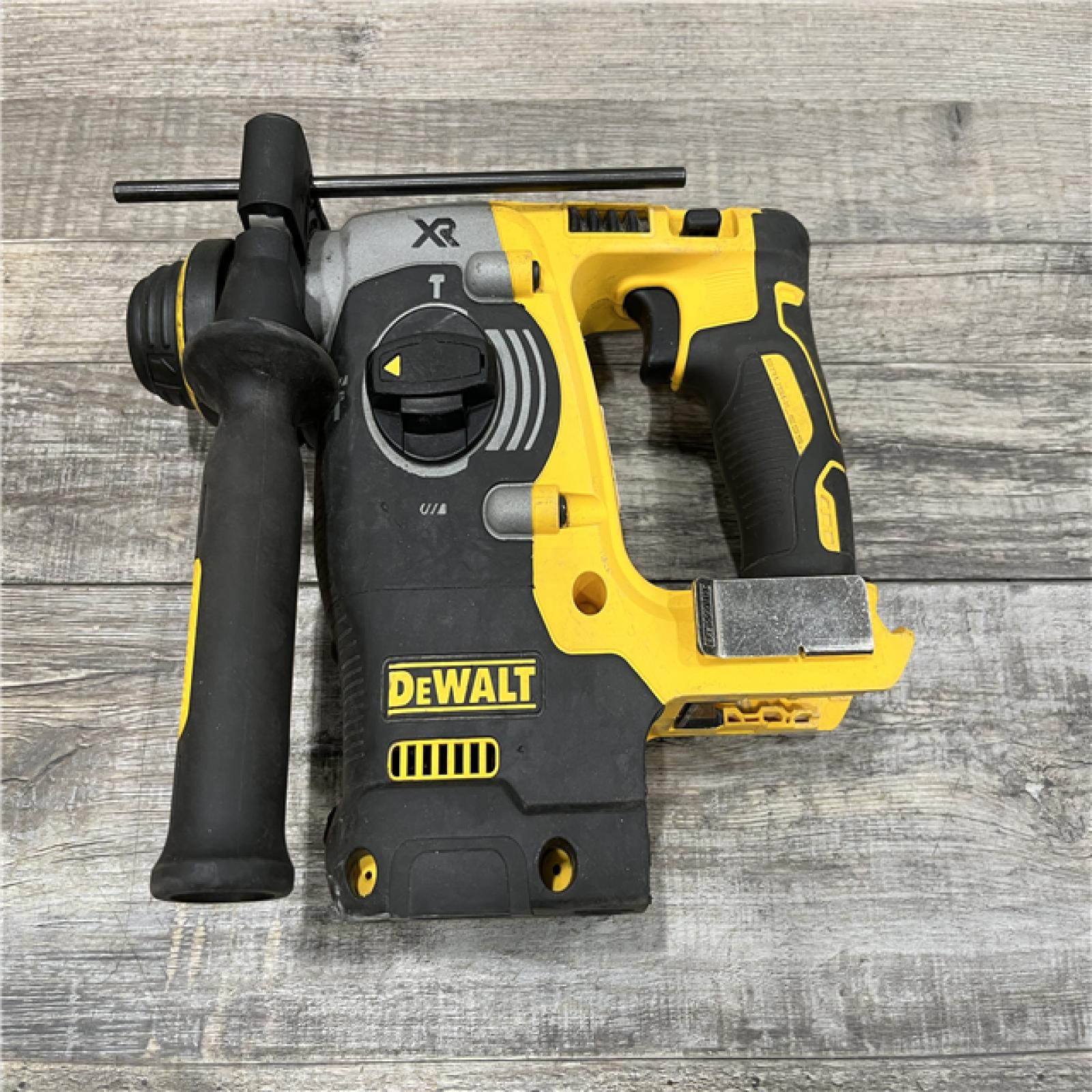 AS-IS DEWALT 20V MAX XR Cordless Brushless 1 in. SDS Plus L-Shape Rotary Hammer (Tool Only)