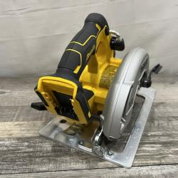 AS-IS DEWALT 20-Volt MAX 7-1/4 in. Cordless Circular Saw (Tool Only)