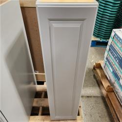 Phoenix Location Hampton Bay Designer Series Elgin Assembled Kitchen Cabinet in White Pallet (3 Cabinets)