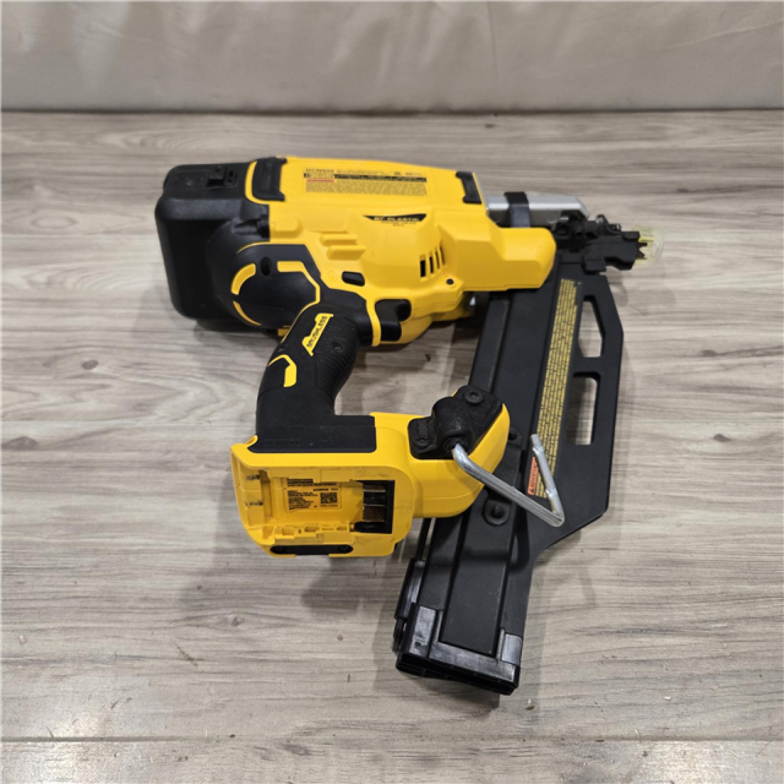 AS-IS DEWALT 20-Volt 21° Cordless Framing Nailer (Tool-Only)
