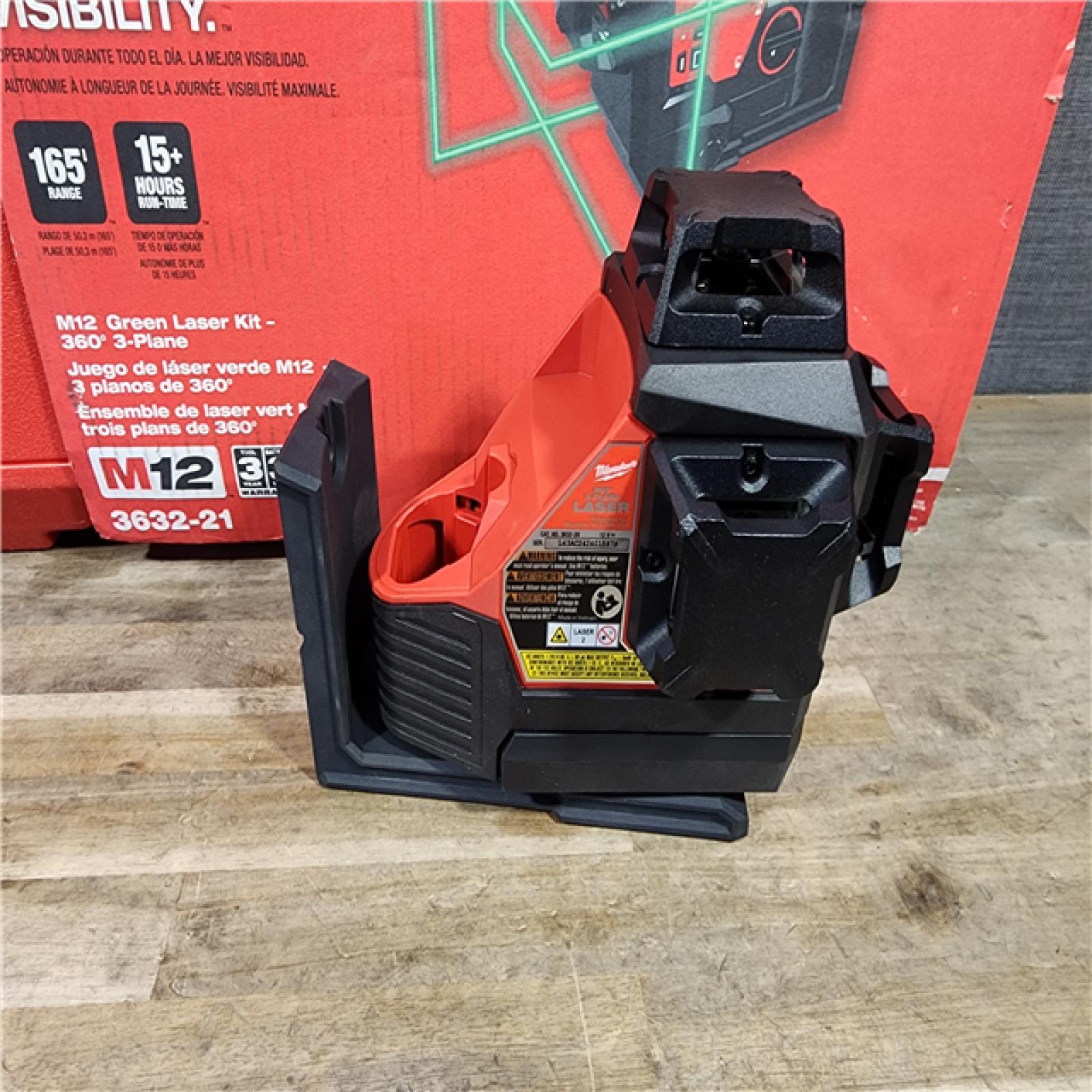 HOUSTON LOCATION - AS-IS Milwaukee-3632-21 M12 Green Beam Laser 360° 3-Plane Kit