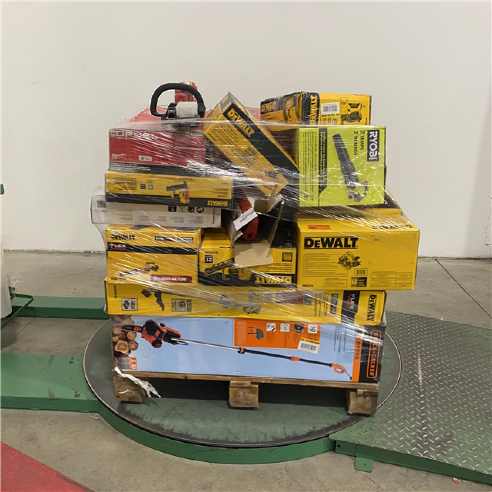 Dallas Location - As-Is Tool Pallet