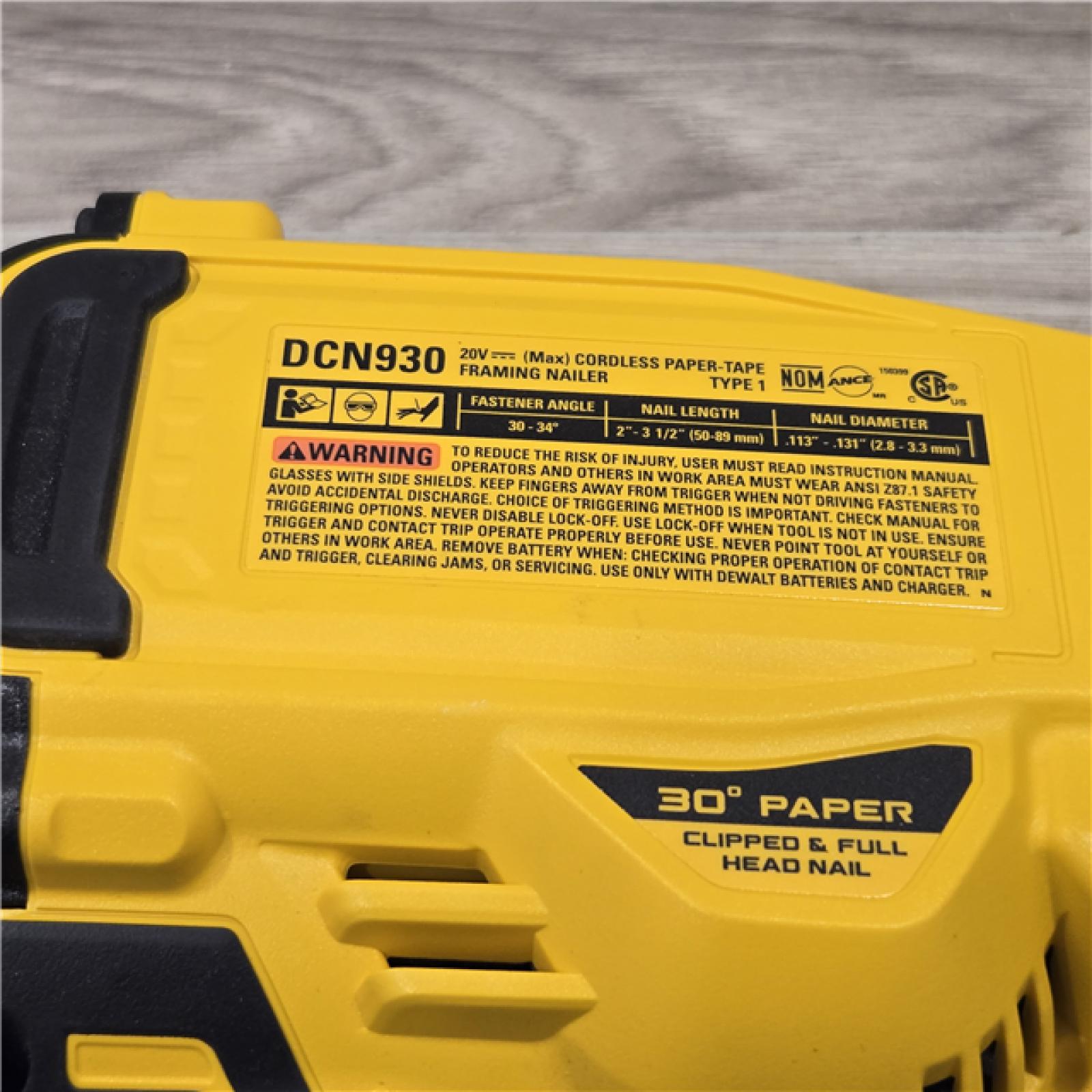 AS-IS DeWalt 20-Volt 30° Cordless Framing Nailer Kit