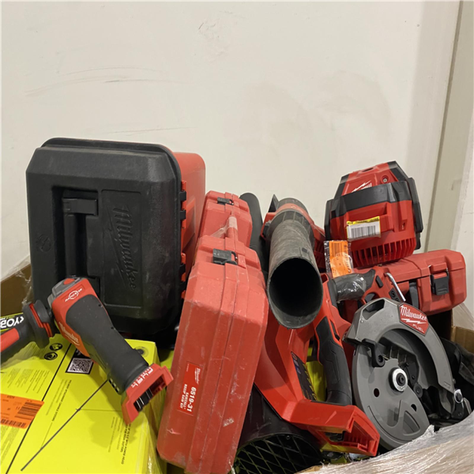 DALLAS LOCATION -AS-IS TOOL PALLET