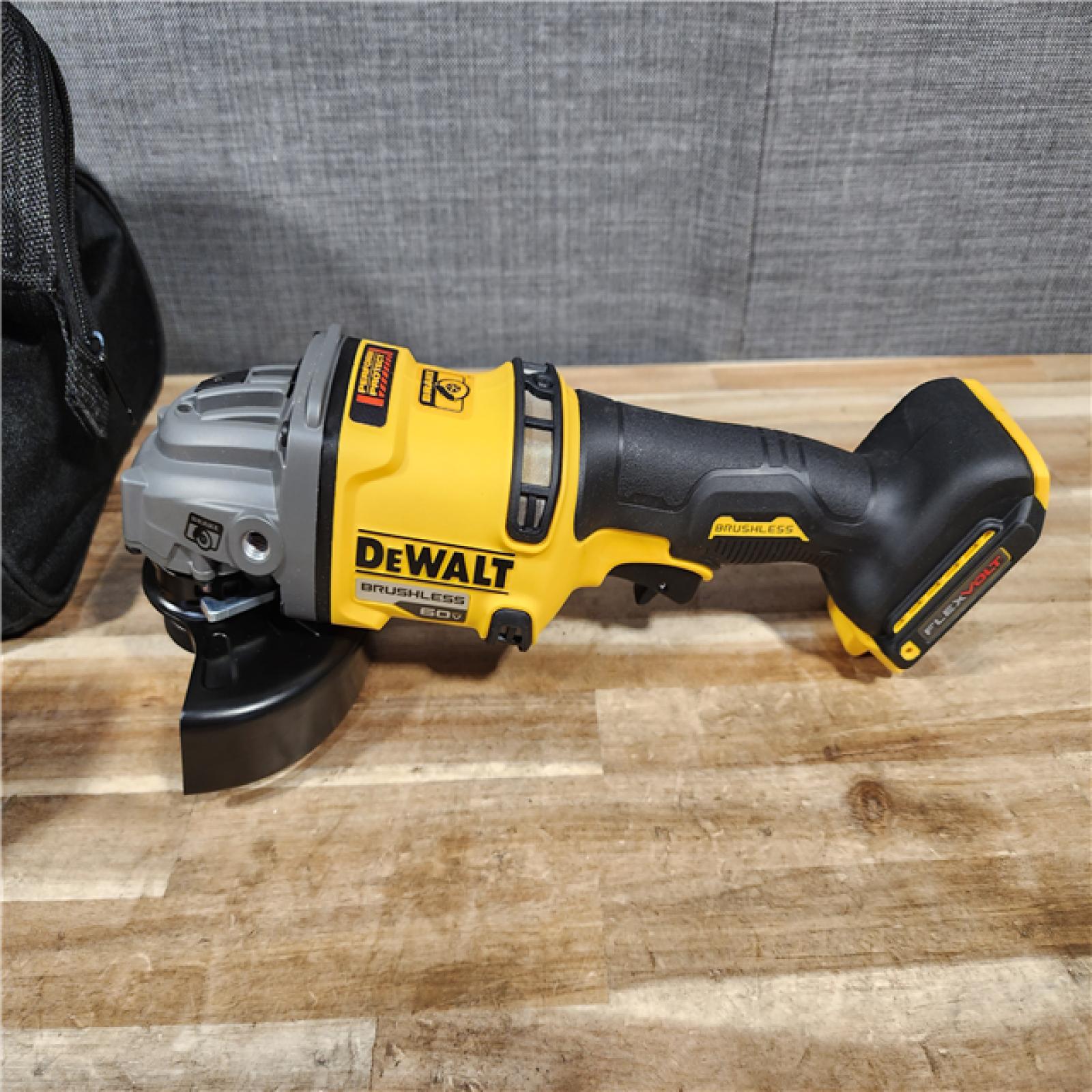 HOUSTON LOCATION - AS-IS (APPEARS LIKE NEW) DeWalt FLEXVOLT 60V Cordless 4-1/2 to 6 in. Grinder Kit (Battery & Charger)