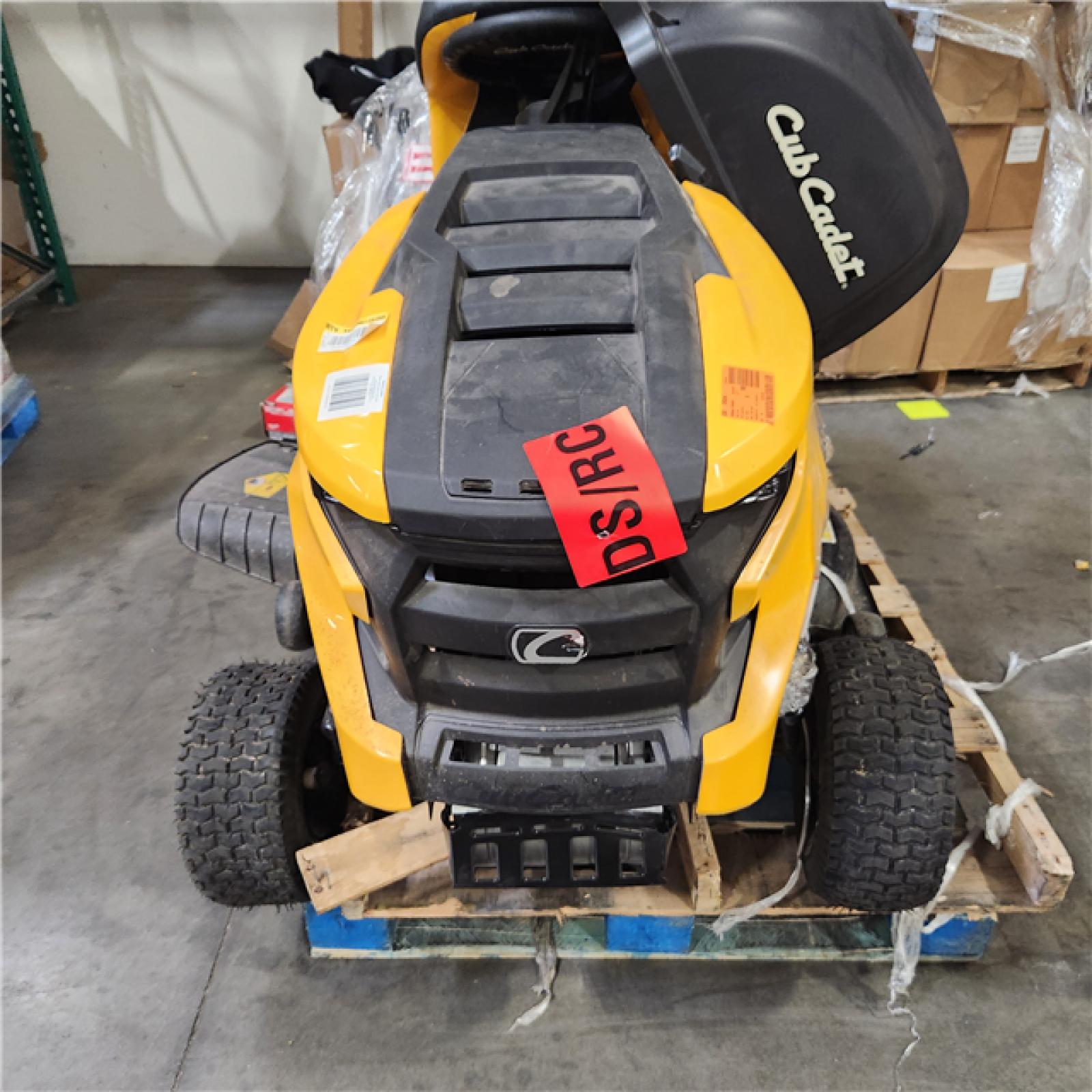 Dallas Location - As-Is Cub Cadet XT1LT 42 in. Gas Riding Lawn Tractor